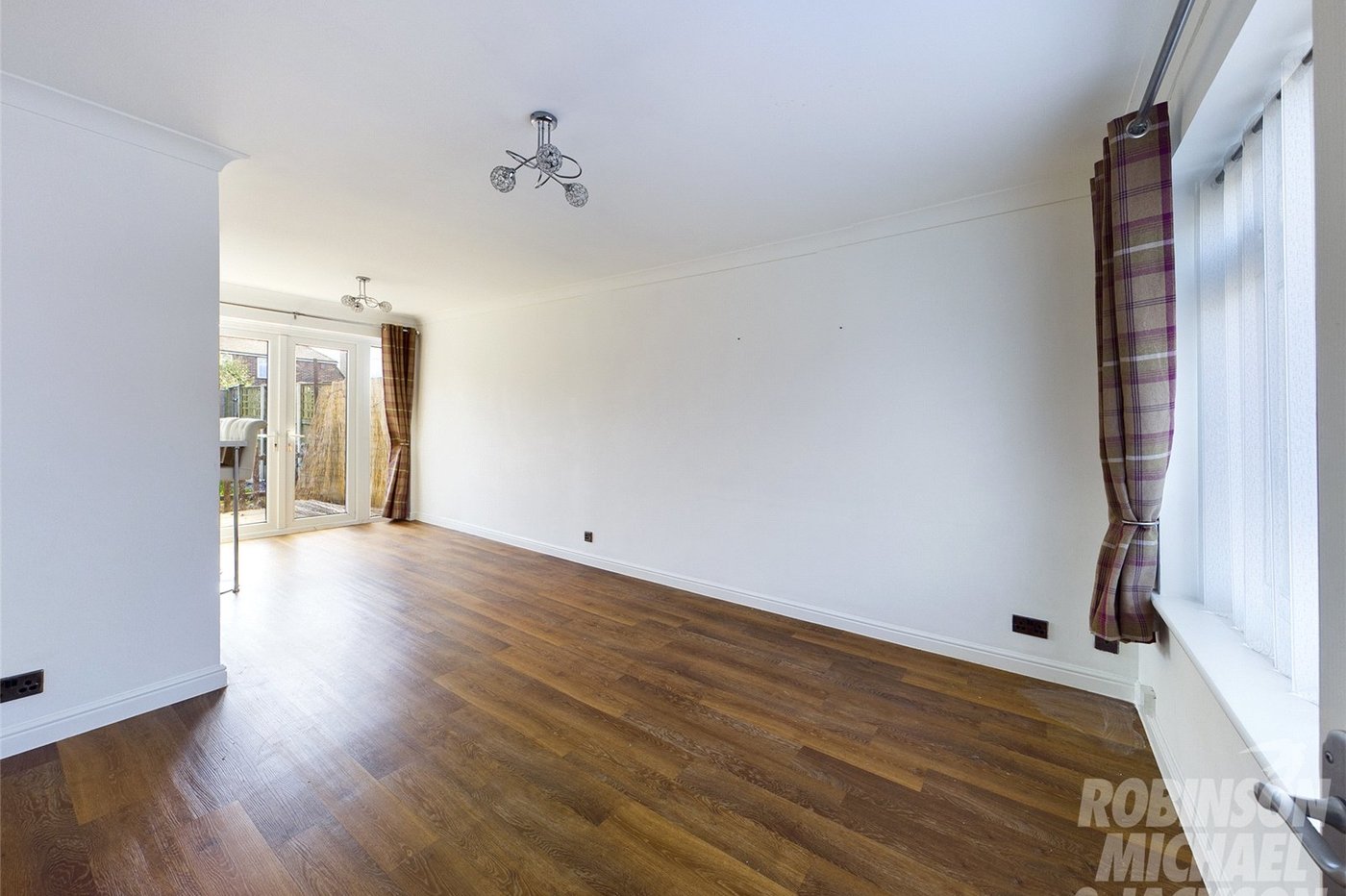2 bedroom house for sale in Sittingbourne | Robinson Michael & Jackson