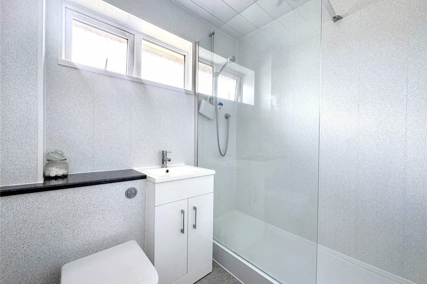 3 bedroom house for sale in Rainham | Robinson Michael & Jackson