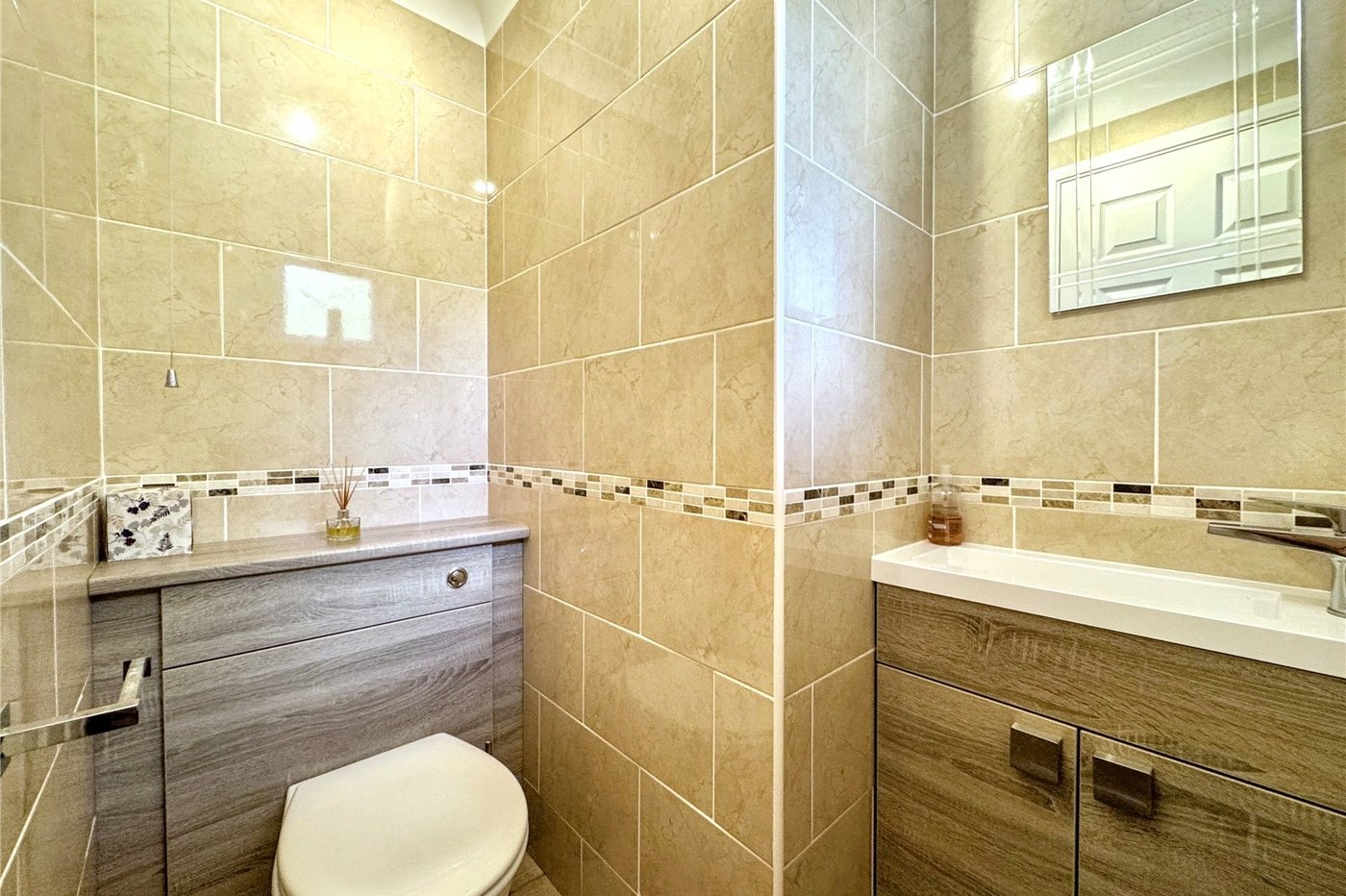 3 bedroom house for sale in Rainham | Robinson Michael & Jackson