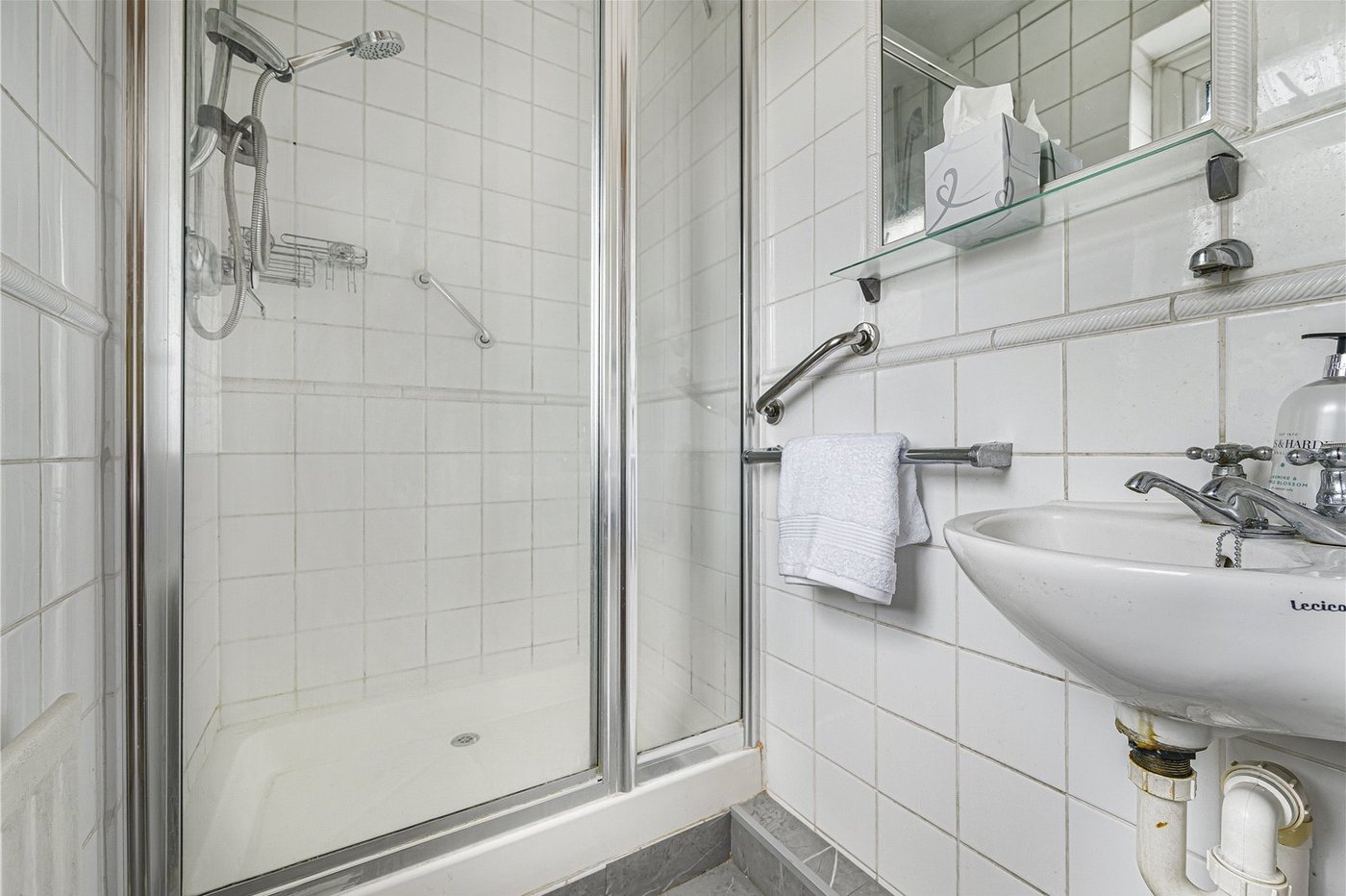 3 bedroom house for sale in Dartford | Robinson Jackson