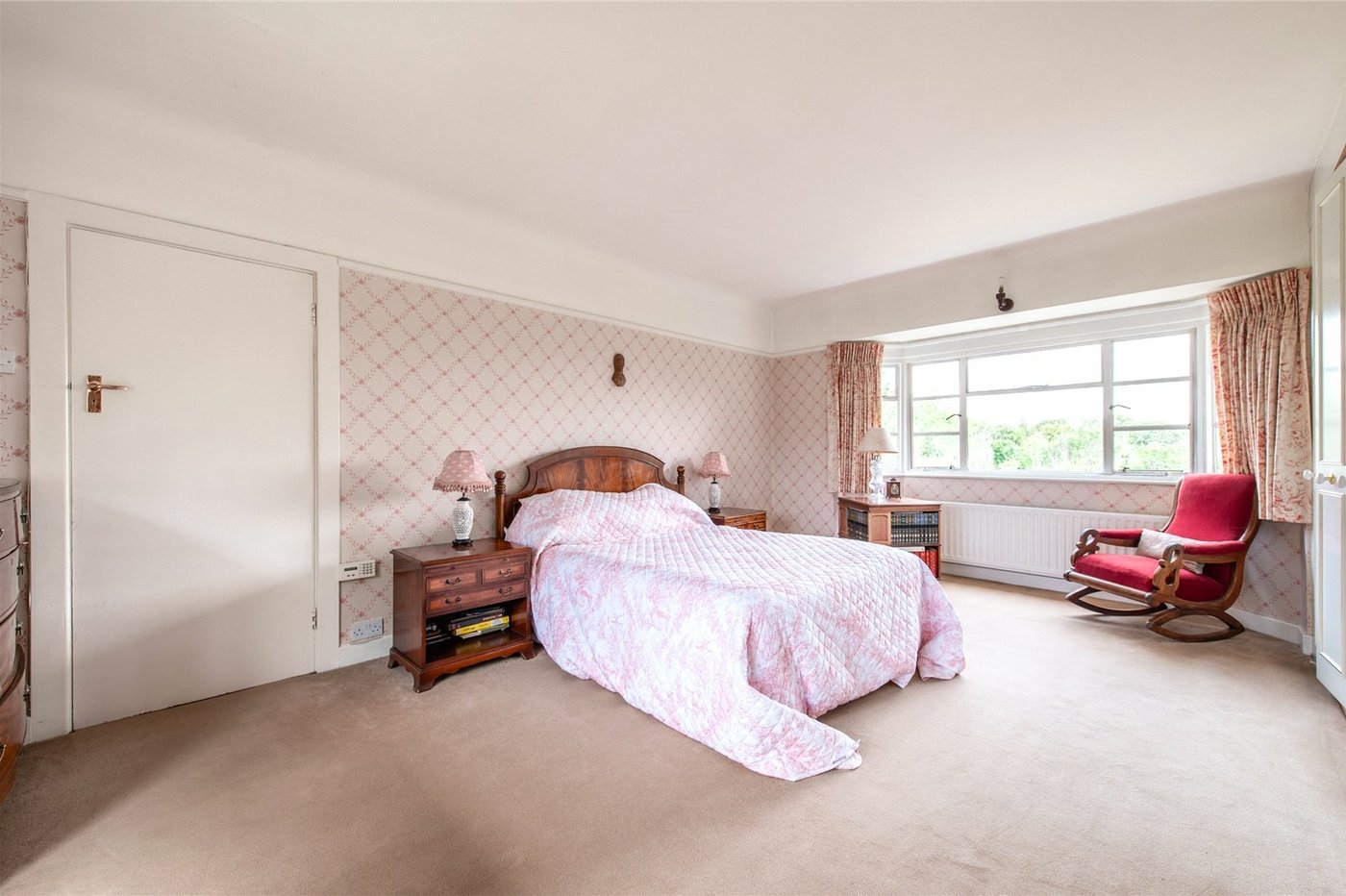 5 bedroom house for sale in Gravesend | Robinson Michael & Jackson