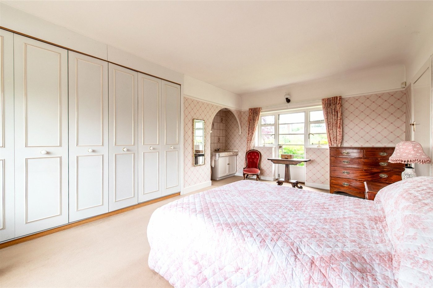 5 bedroom house for sale in Gravesend | Robinson Michael & Jackson