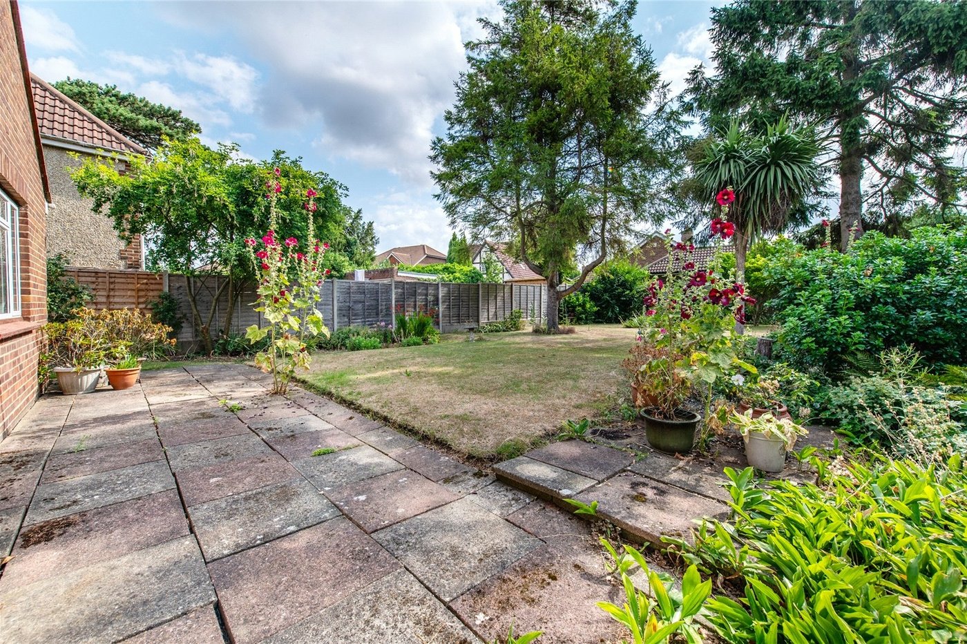 3 bedroom bungalow for sale in Gravesend | Robinson Michael & Jackson