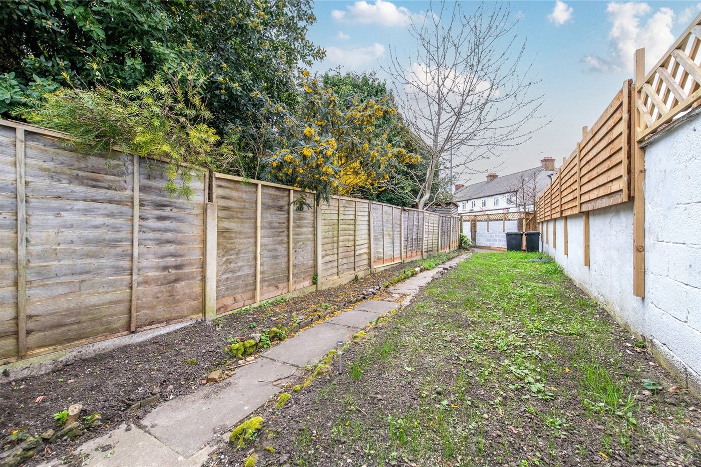 2 bedroom house for sale in Gravesend | Robinson Michael & Jackson