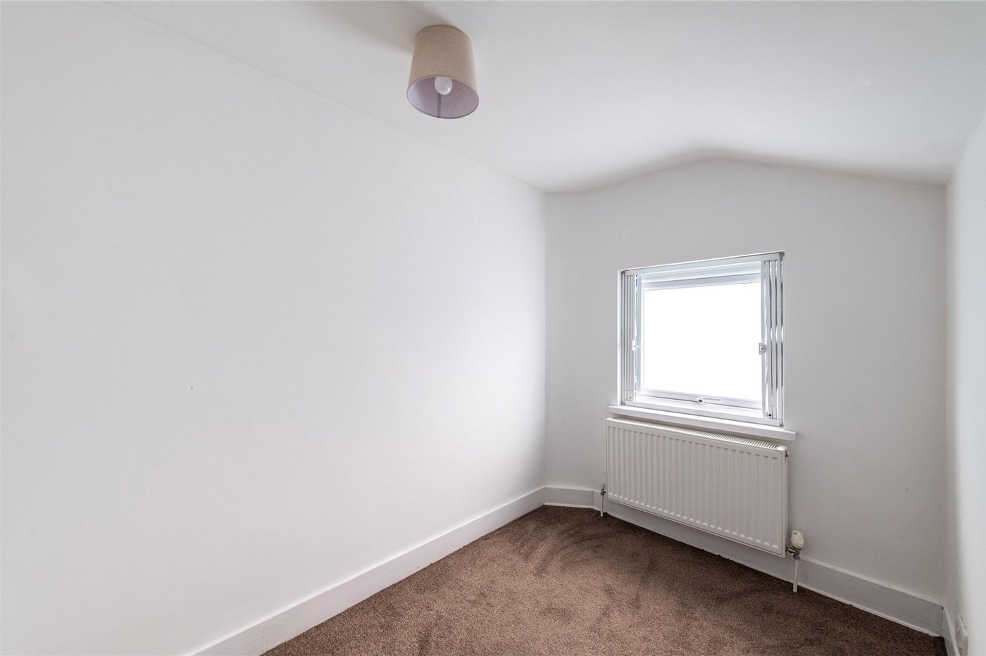 2 bedroom house for sale in Gravesend | Robinson Michael & Jackson