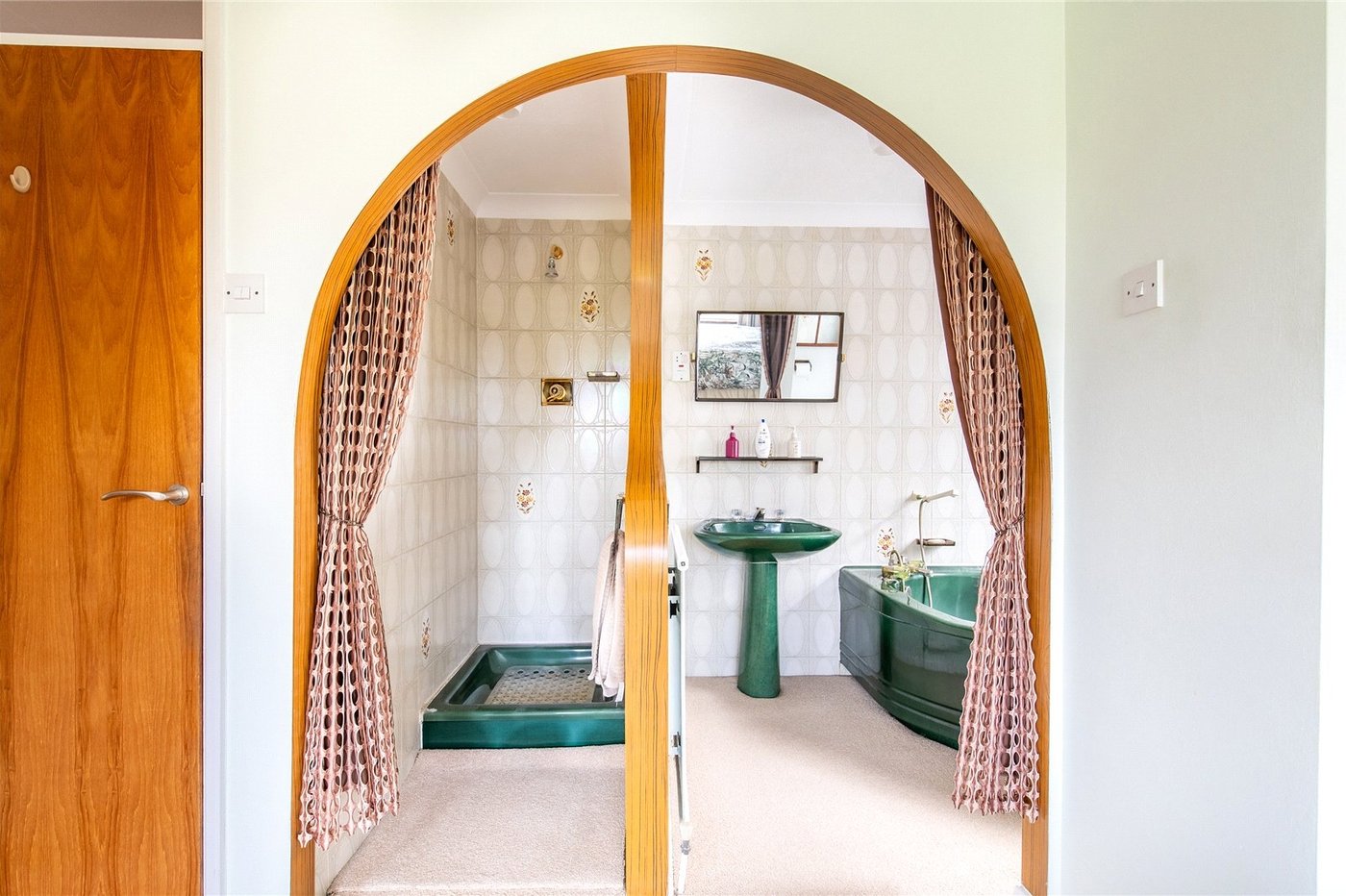 5 bedroom house for sale in Gravesend | Robinson Michael & Jackson