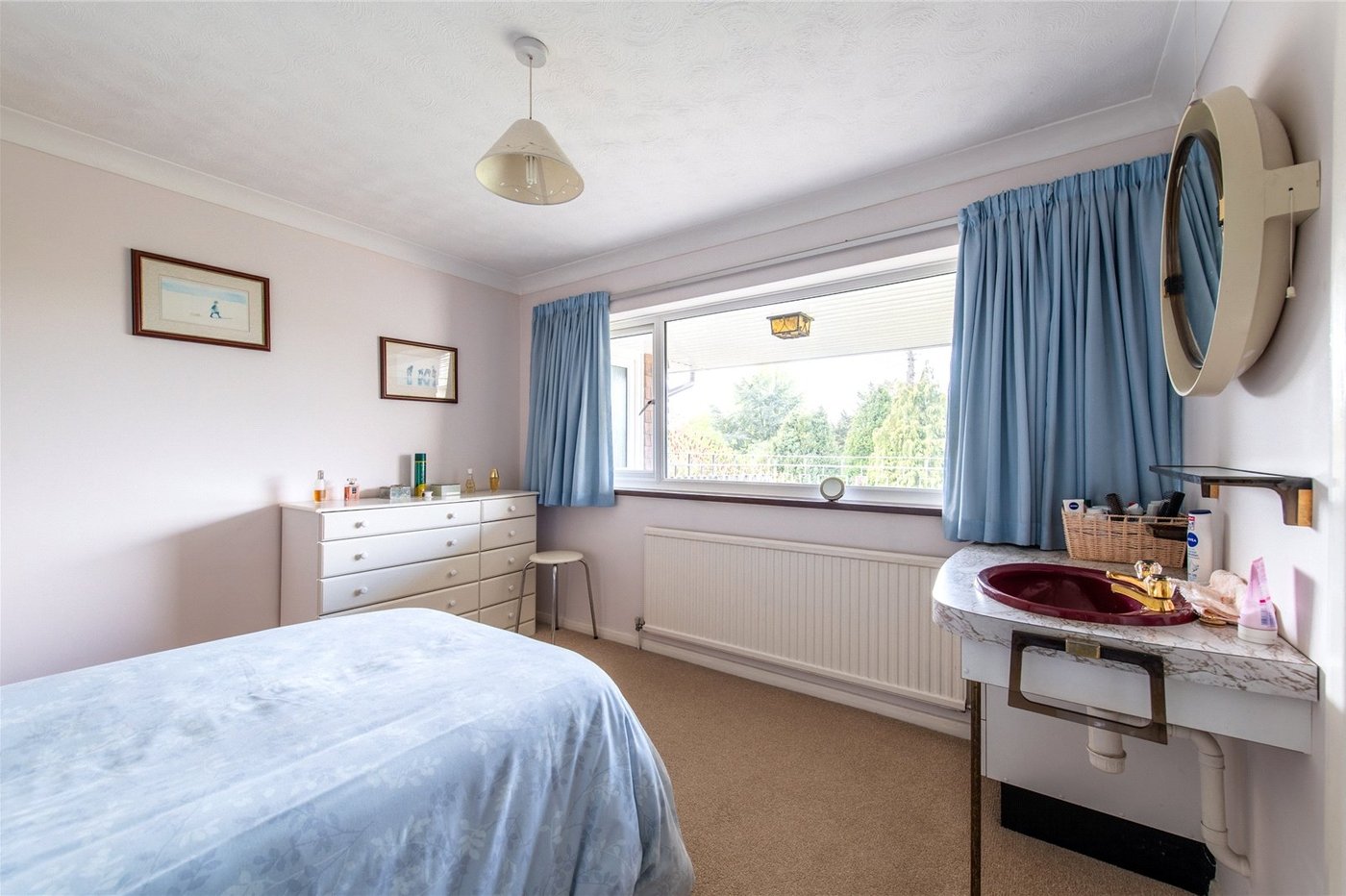 5 bedroom house for sale in Gravesend | Robinson Michael & Jackson