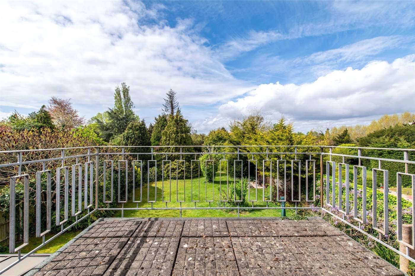 5 bedroom house for sale in Gravesend | Robinson Michael & Jackson