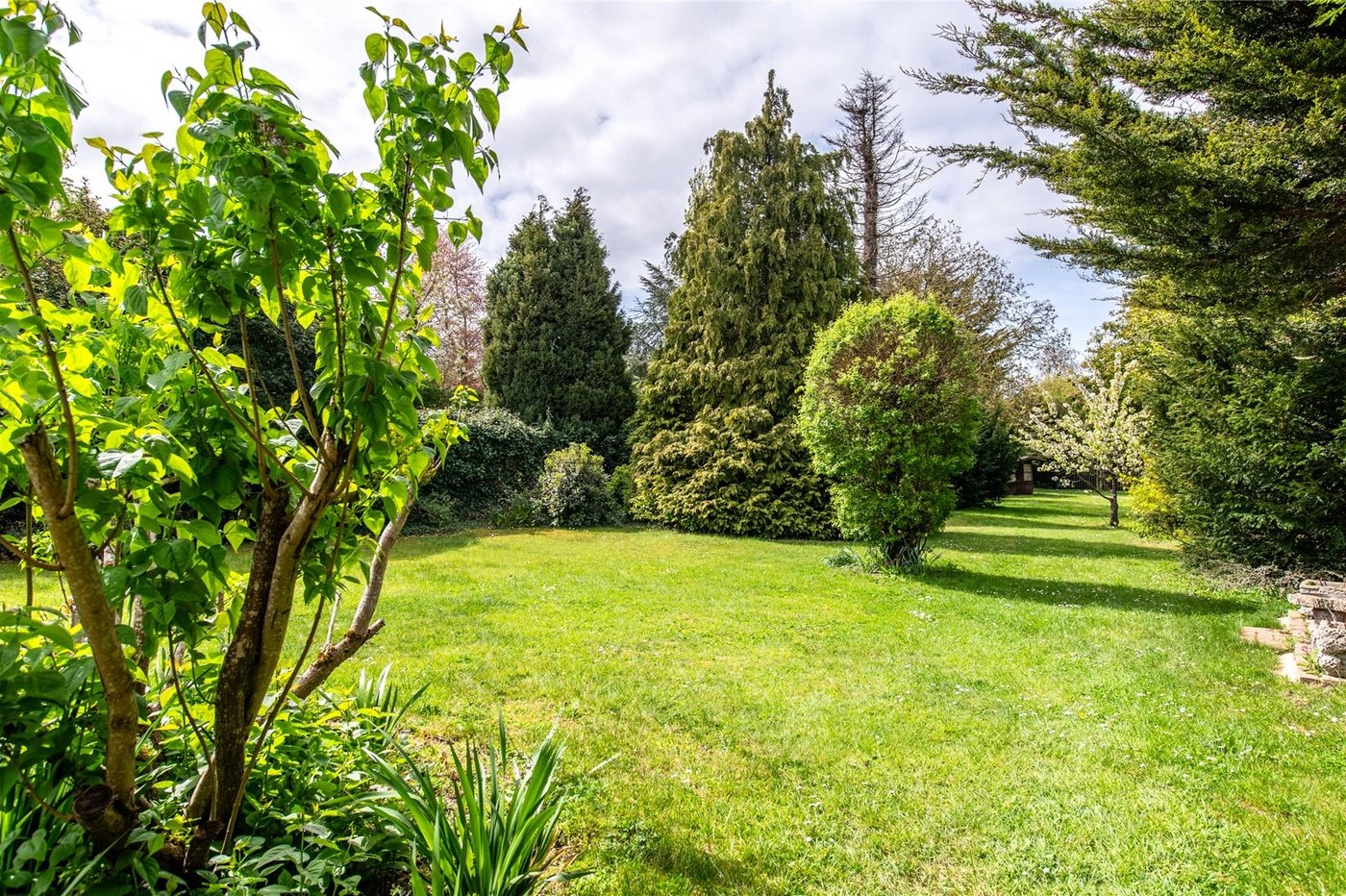 5 bedroom house for sale in Gravesend | Robinson Michael & Jackson