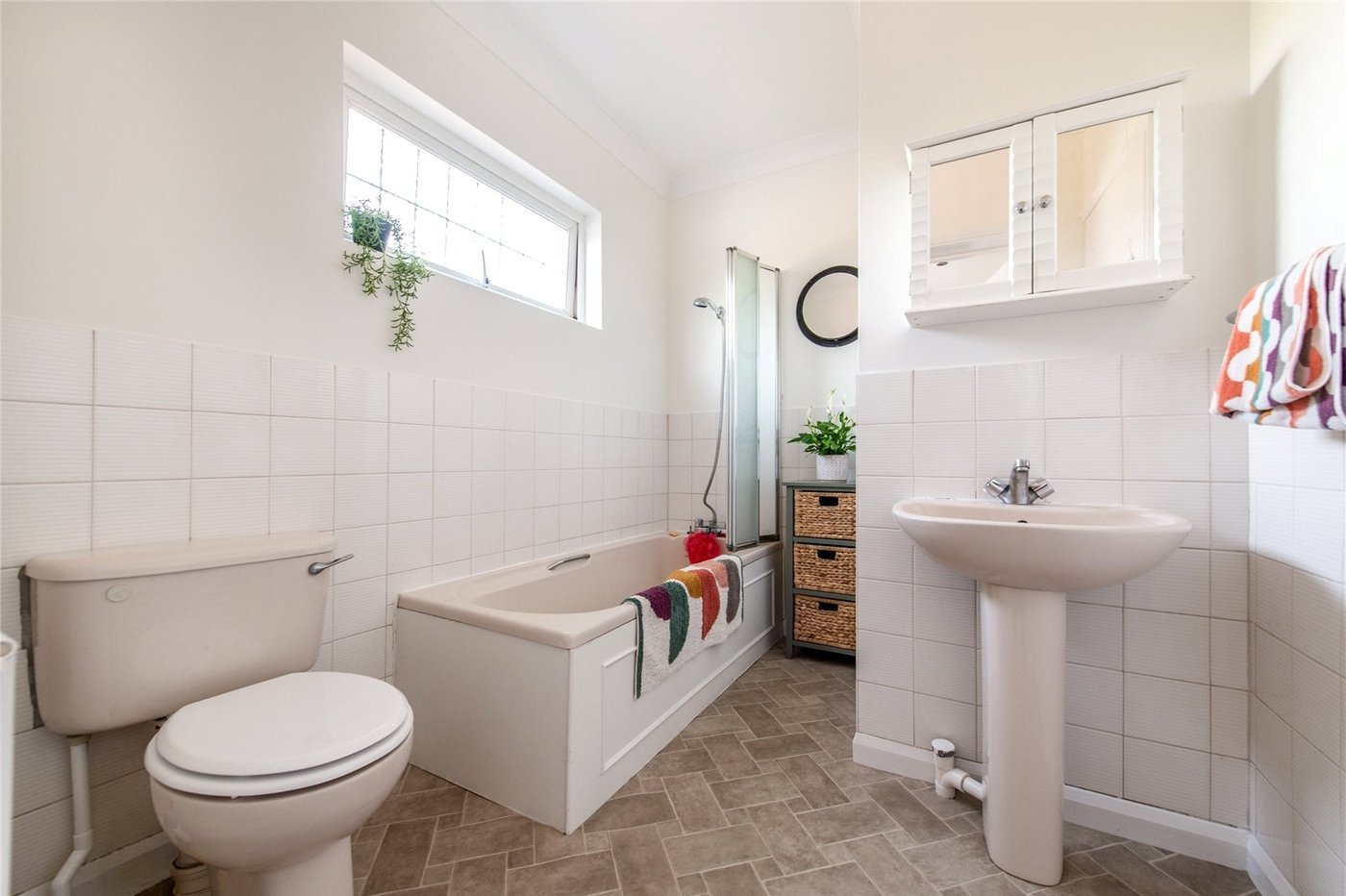5 bedroom house for sale in Gravesend | Robinson Michael & Jackson