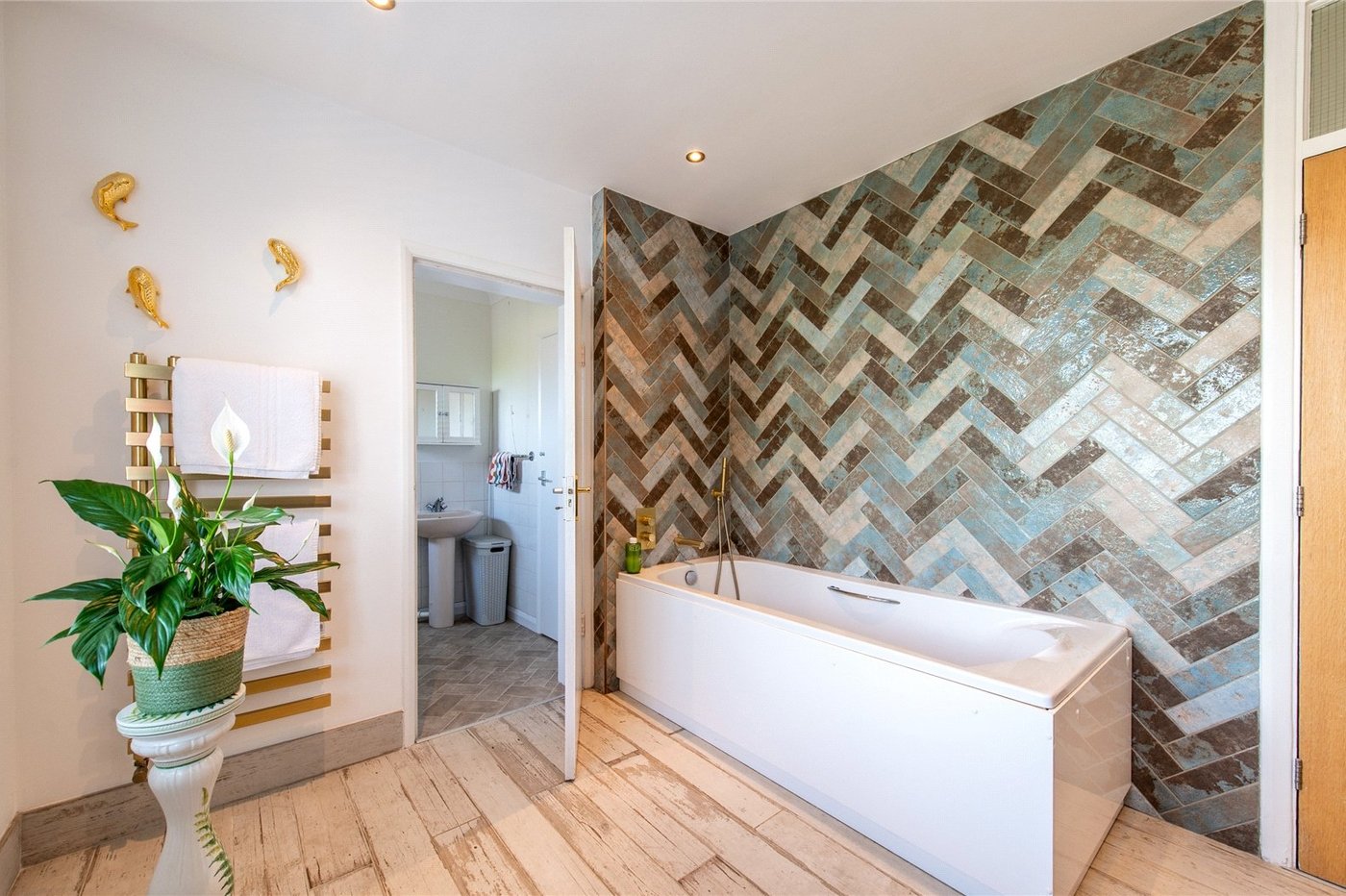 5 bedroom house for sale in Gravesend | Robinson Michael & Jackson