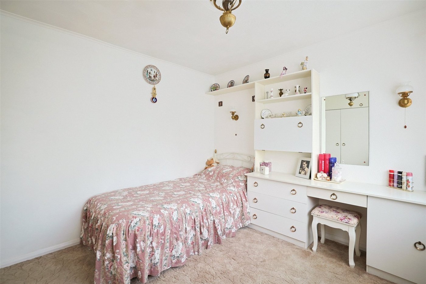 3 bedroom house for sale in Gravesend | Robinson Michael & Jackson