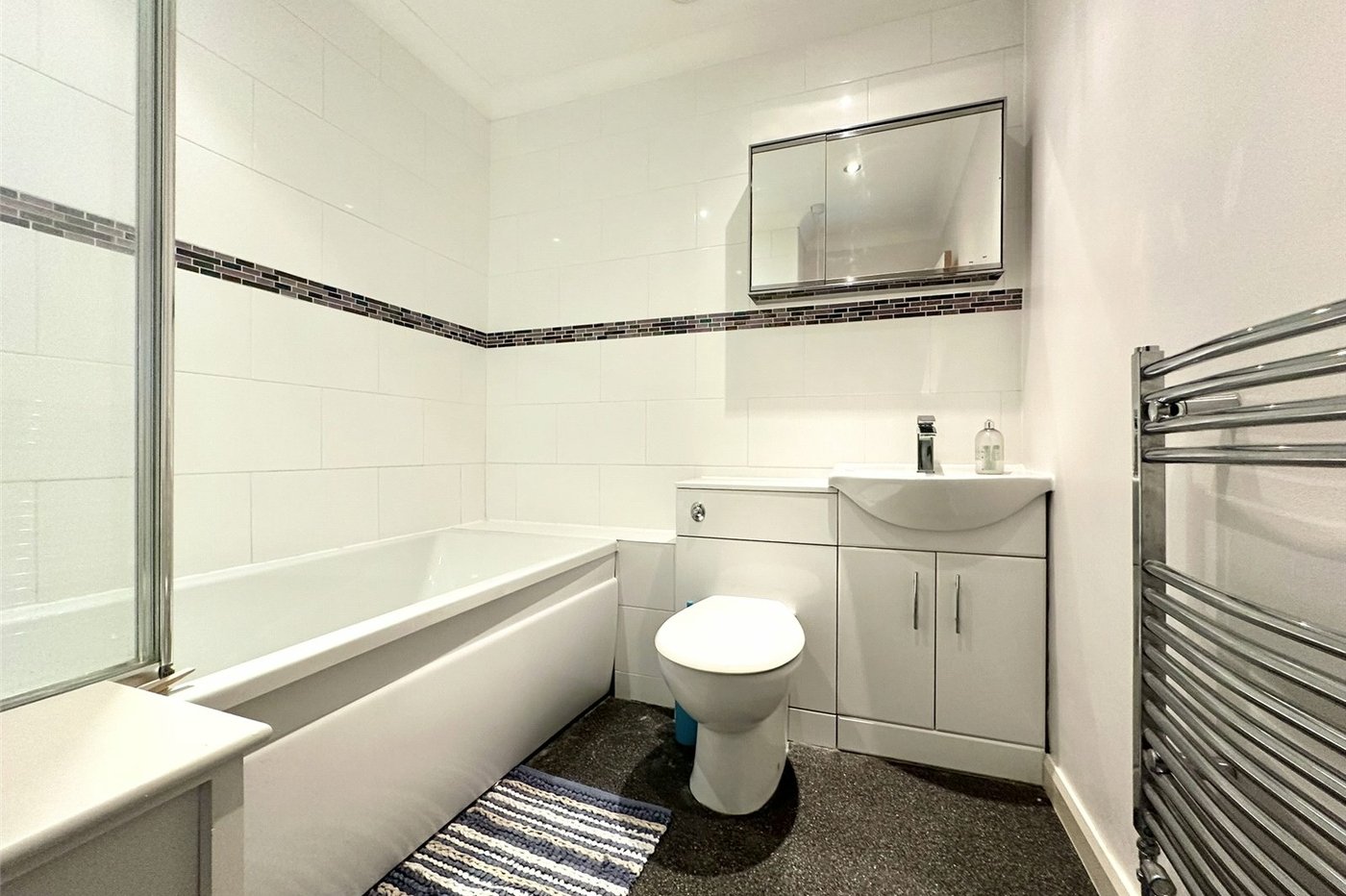 3 bedroom house for sale in Greenhithe Village | Robinson Jackson