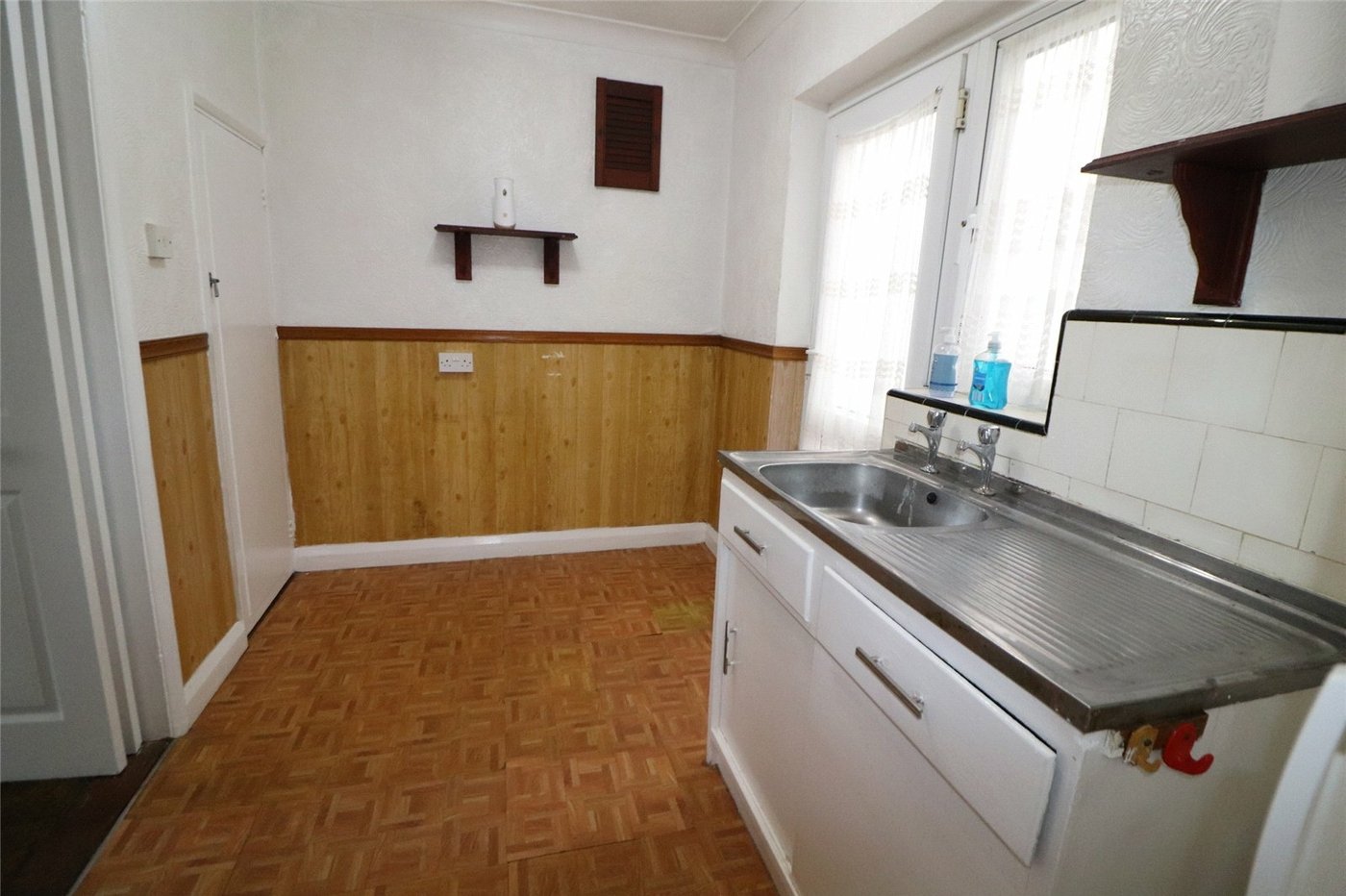 3 bedroom house for sale in Erith | Robinson Jackson