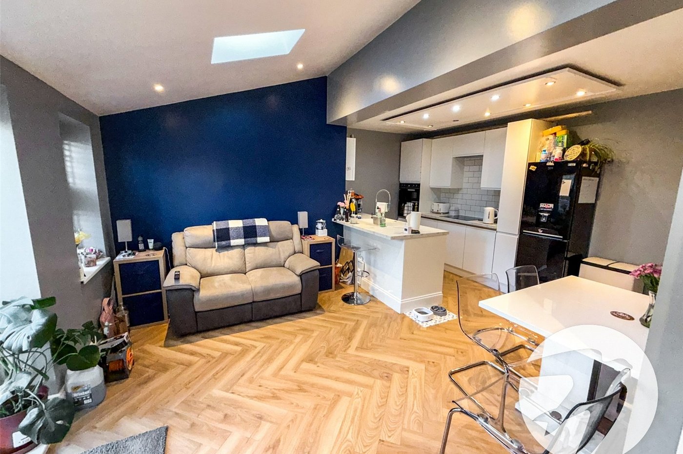 4 bedroom house for sale in London | Robinson Jackson