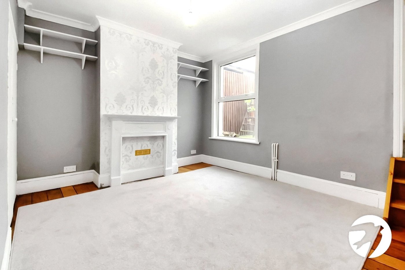 2 bedroom house for sale in London | Robinson Jackson