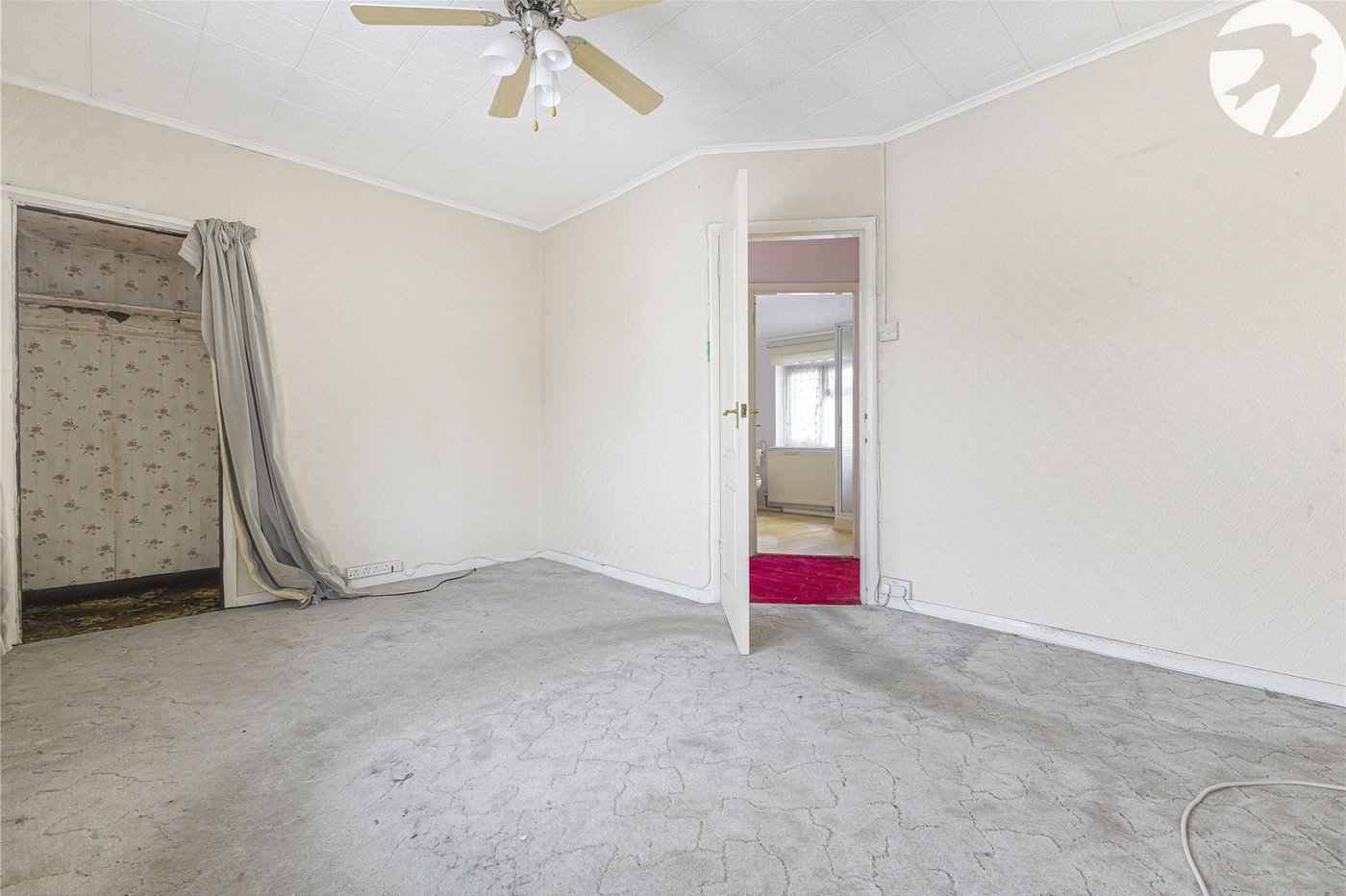 2 bedroom house for sale in Rochester | Robinson Michael & Jackson