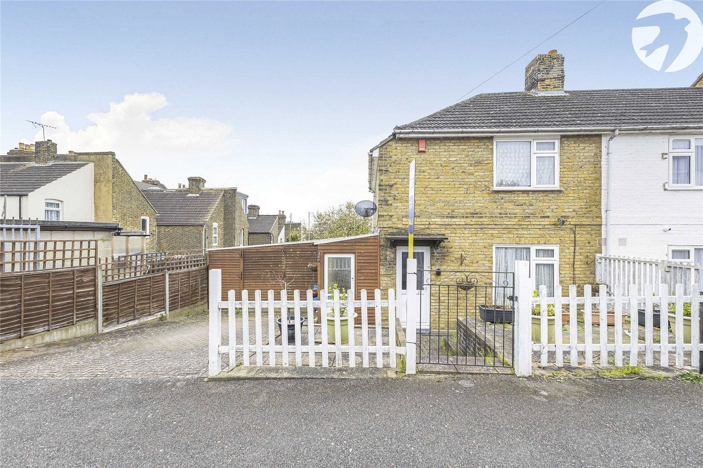 2 bedroom house for sale in Rochester | Robinson Michael & Jackson