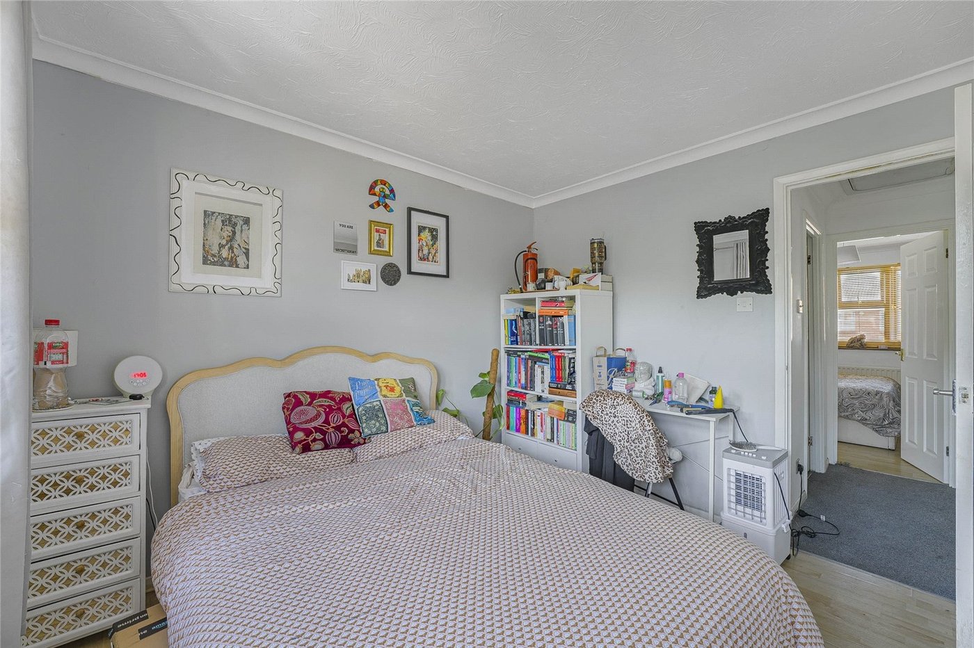2 bedroom house for sale in Greenhithe | Robinson Jackson