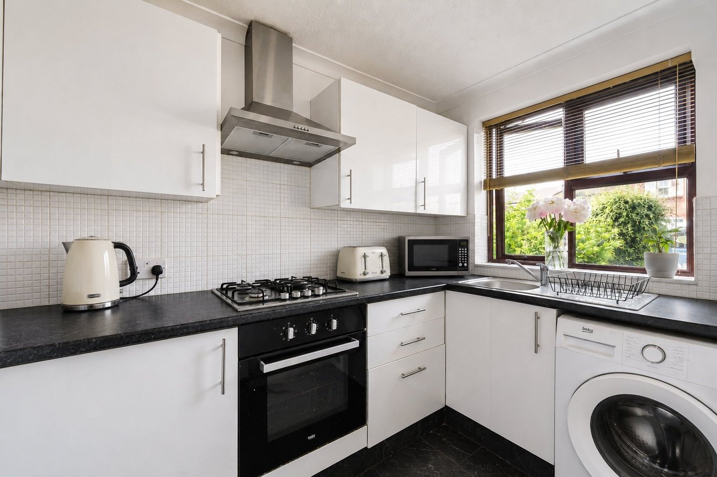 2 bedroom house for sale in Greenhithe | Robinson Jackson