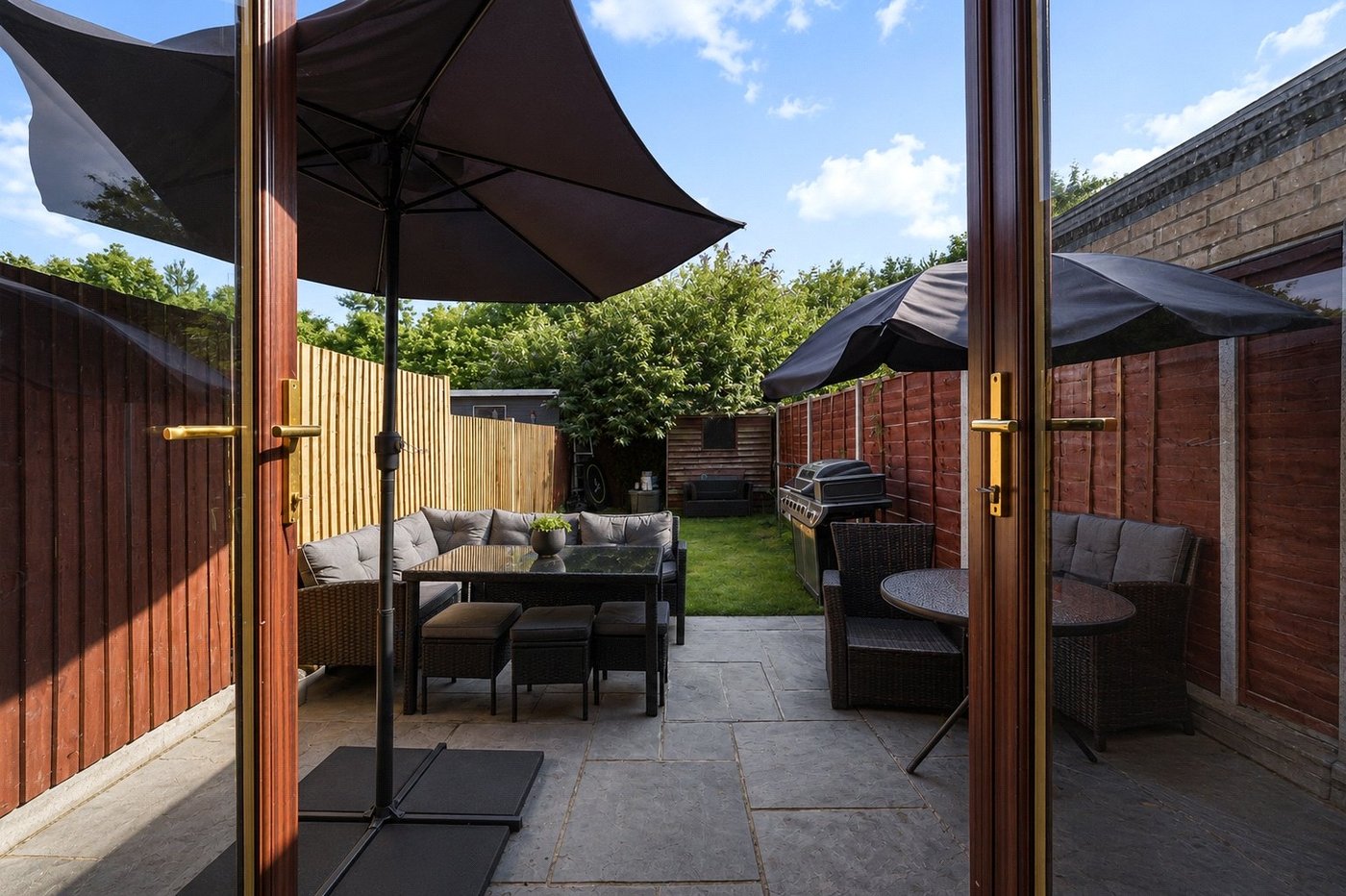2 bedroom house for sale in Greenhithe | Robinson Jackson