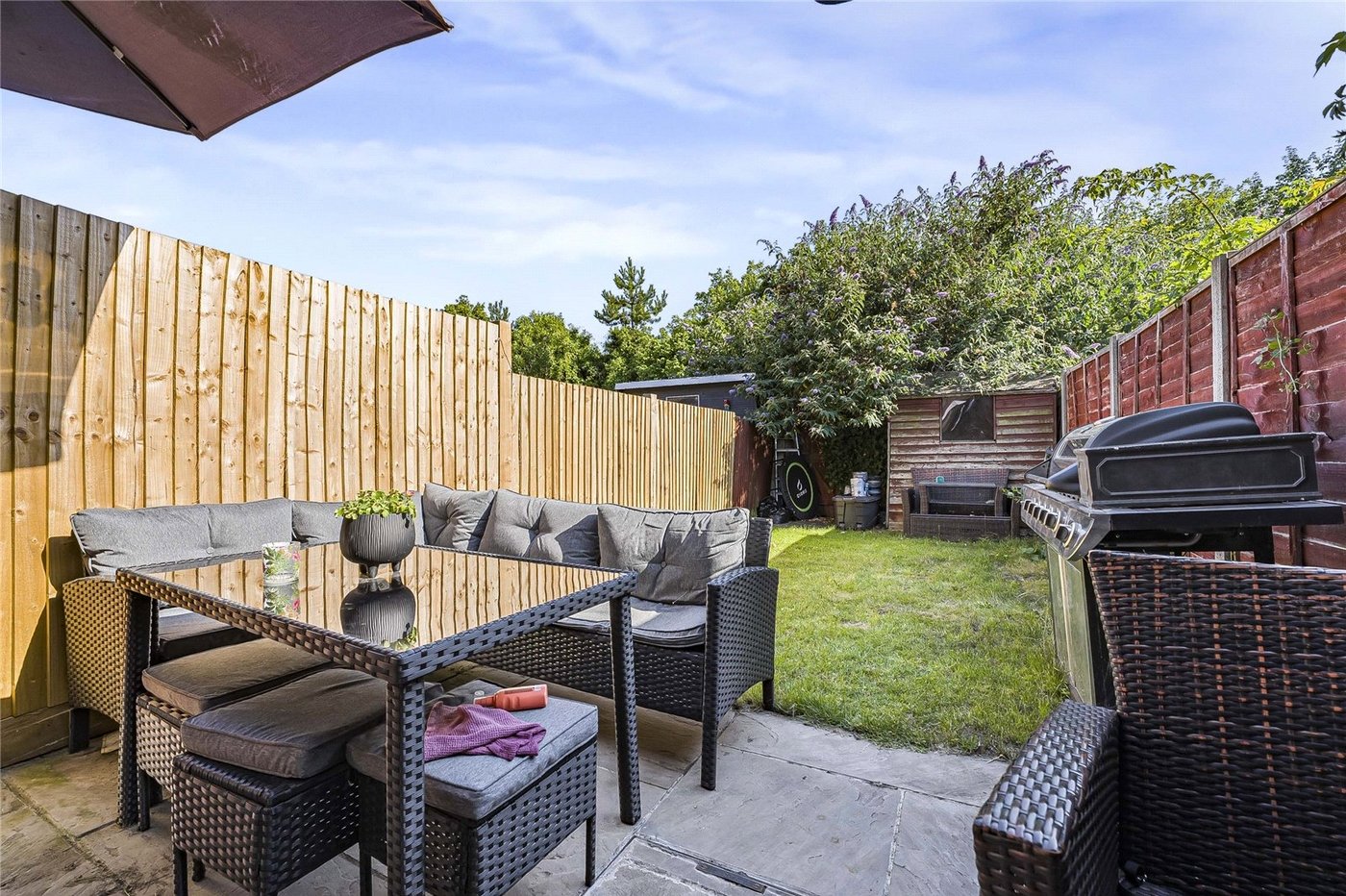2 bedroom house for sale in Greenhithe | Robinson Jackson