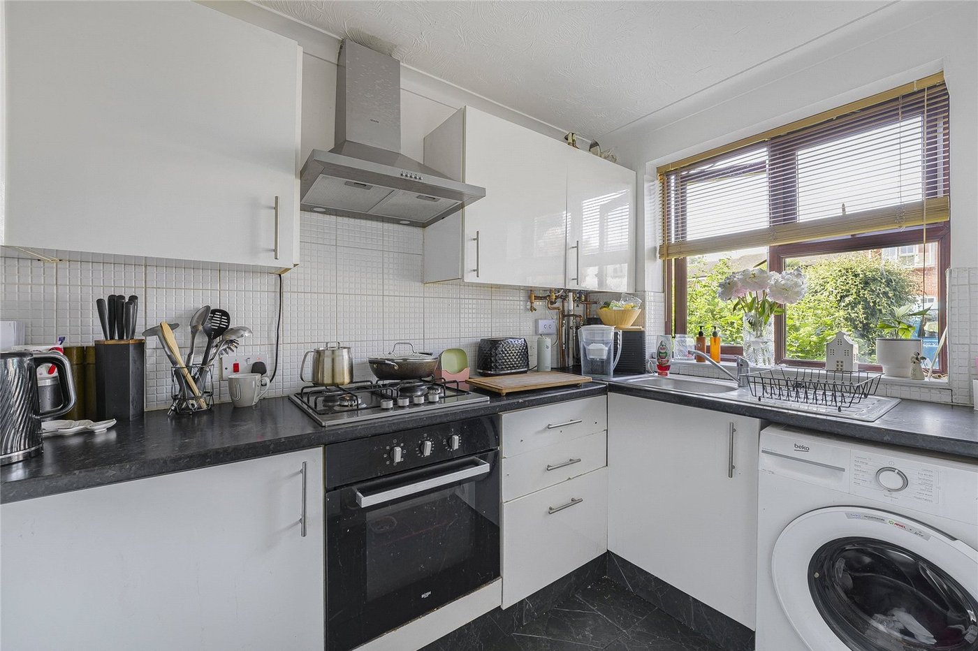 2 bedroom house for sale in Greenhithe | Robinson Jackson