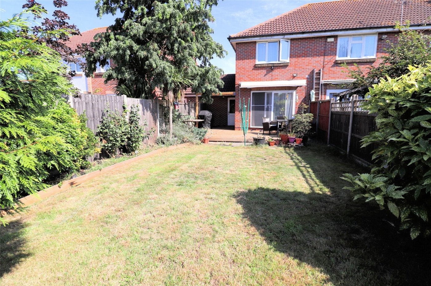 house for sale in Slade Green, Kent, DA8 Robinson Jackson