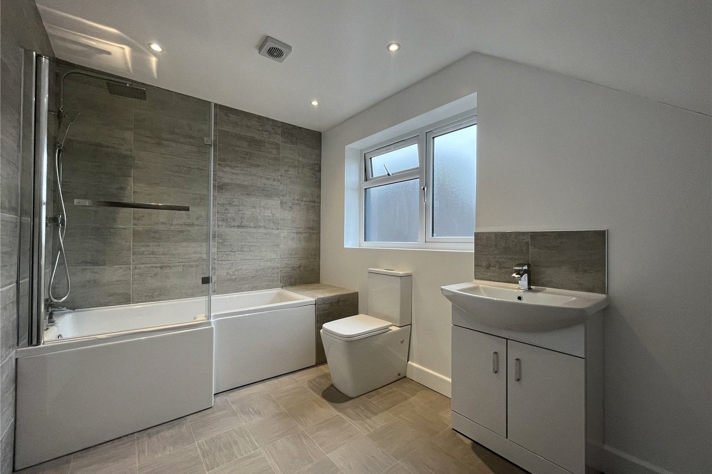 4 bedroom house for sale in Walderslade | Robinson Michael & Jackson