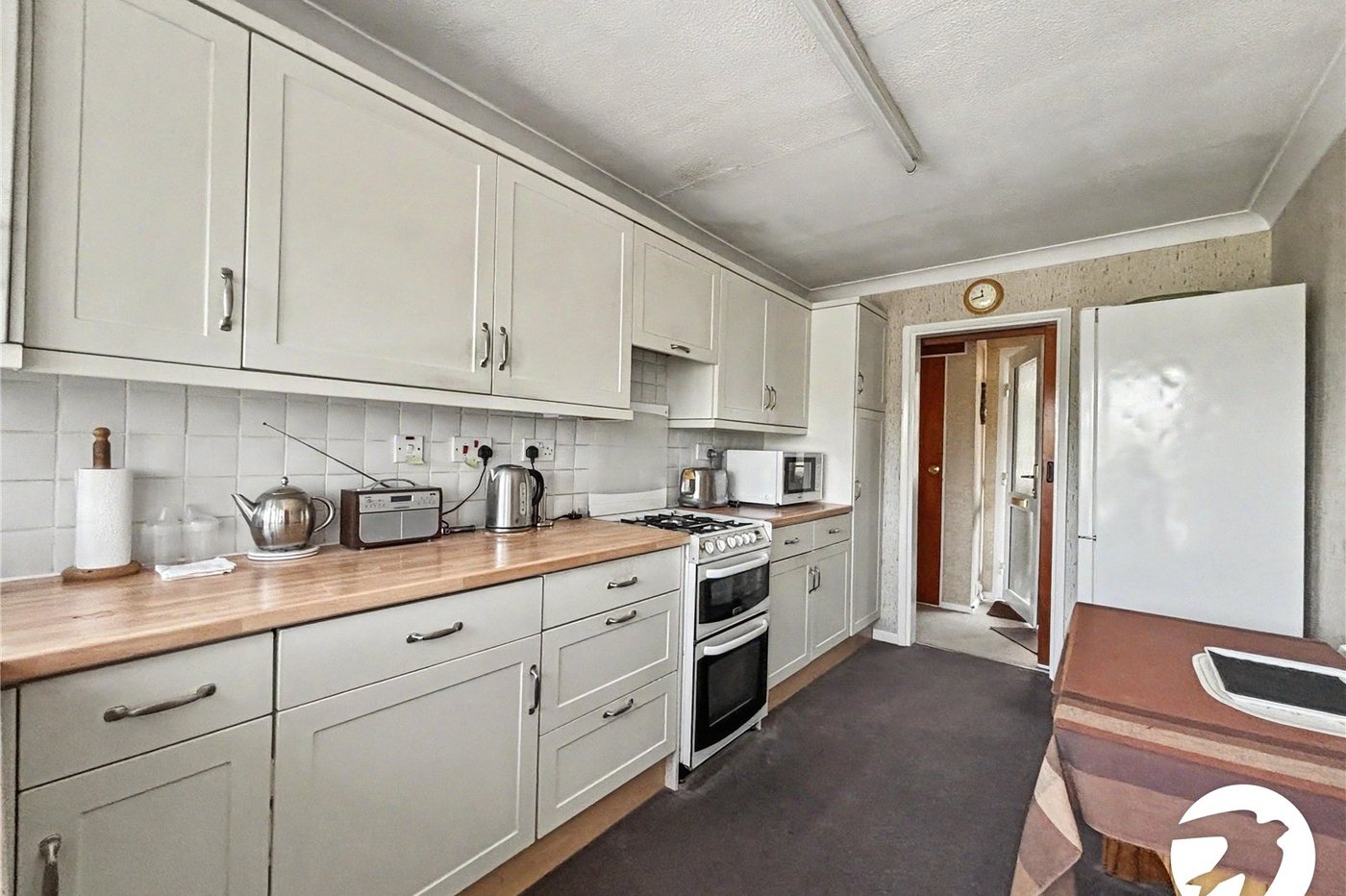 2 bedroom bungalow for sale in Walderslade | Robinson Michael & Jackson