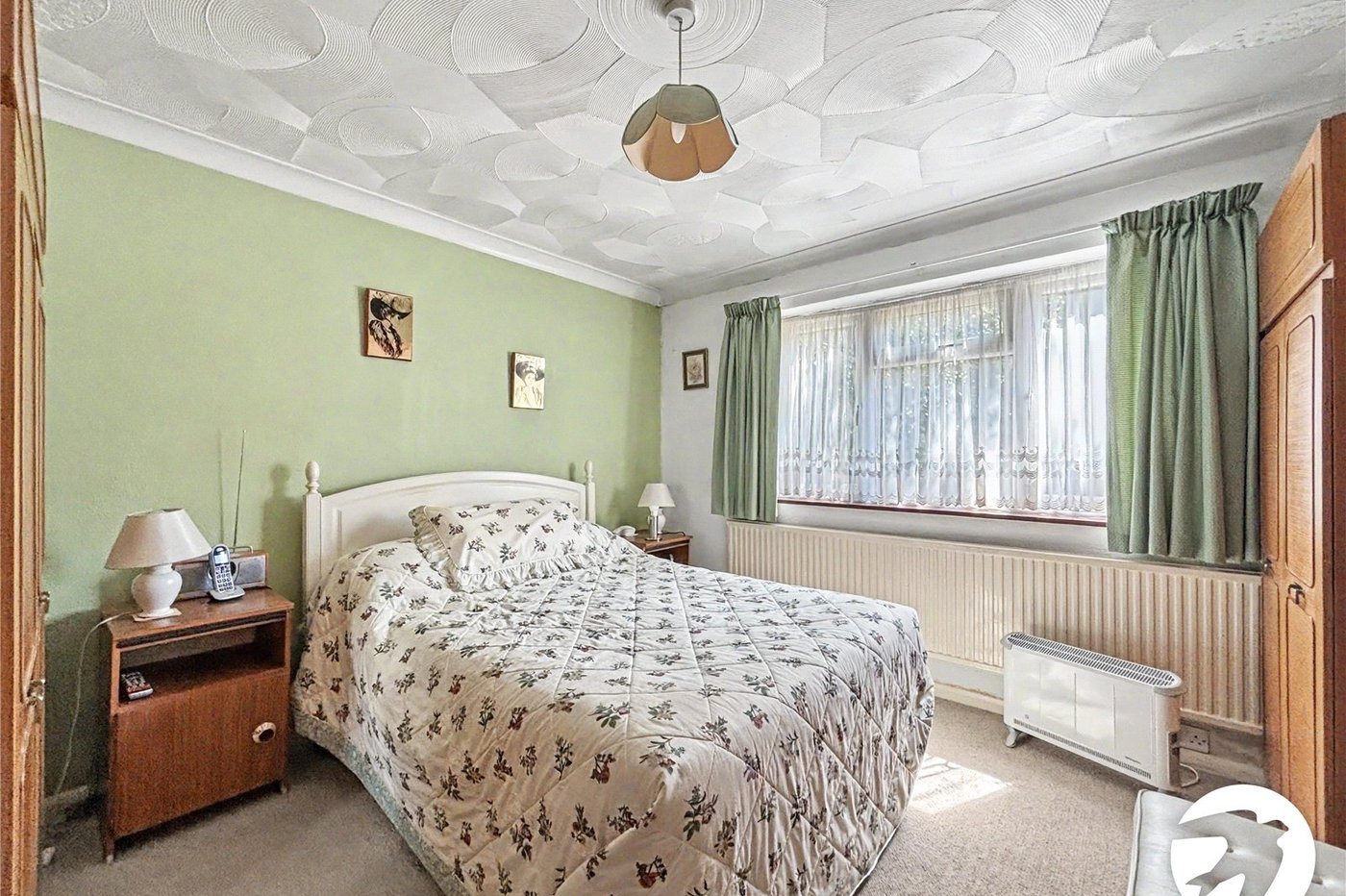 2 bedroom bungalow for sale in Walderslade | Robinson Michael & Jackson