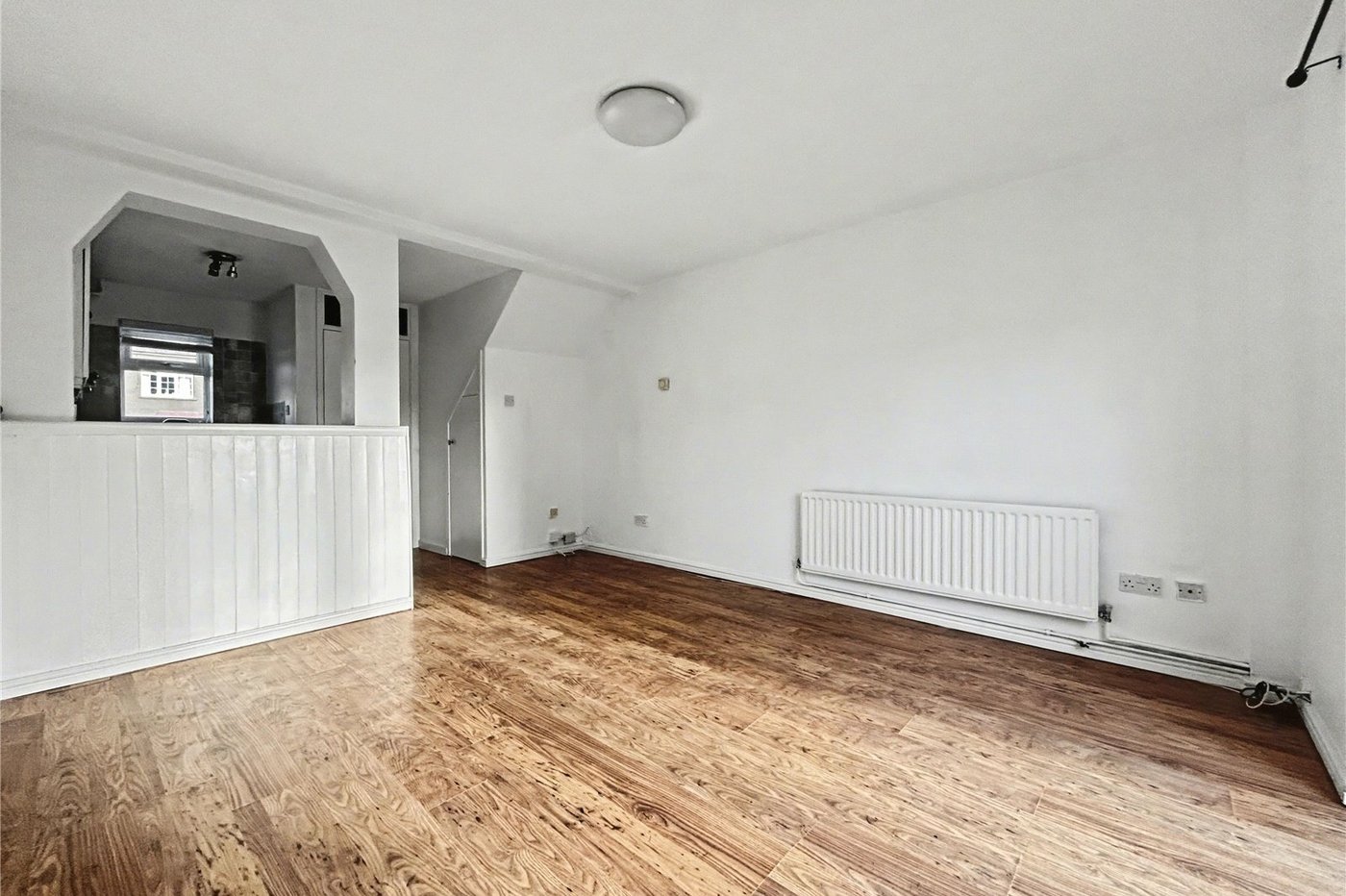 2 bedroom house for sale in Rainham | Robinson Michael & Jackson