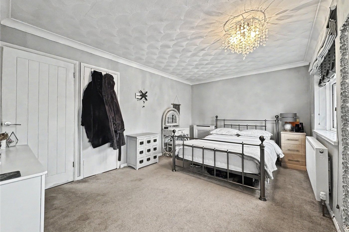 2 bedroom house for sale in Rainham | Robinson Michael & Jackson