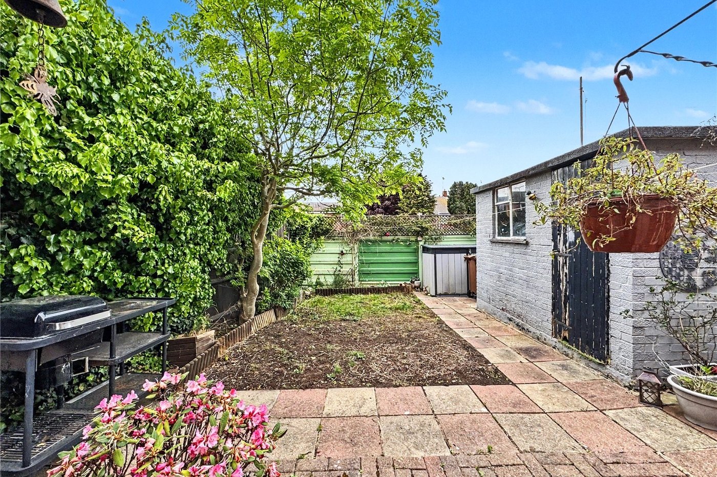 2 bedroom house for sale in Rainham | Robinson Michael & Jackson