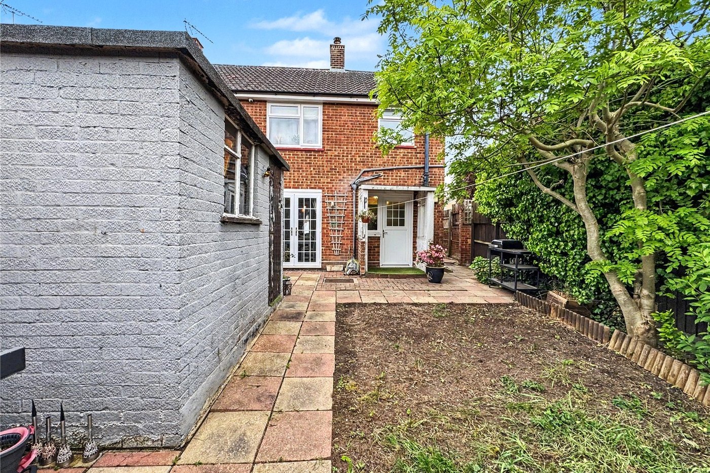 2 bedroom house for sale in Rainham | Robinson Michael & Jackson