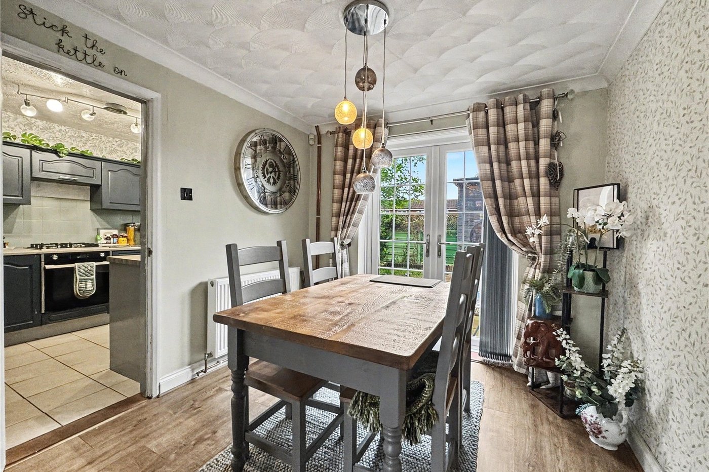 2 bedroom house for sale in Rainham | Robinson Michael & Jackson