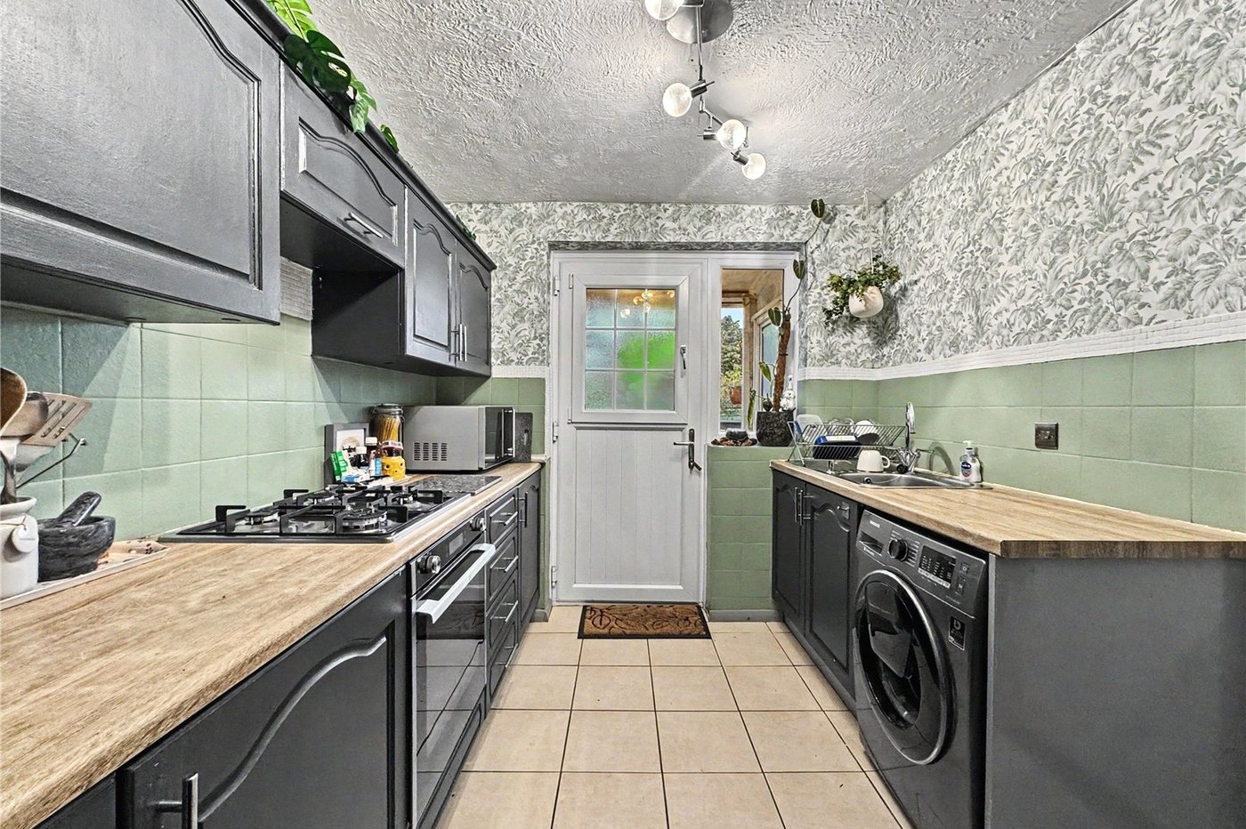 2 bedroom house for sale in Rainham | Robinson Michael & Jackson