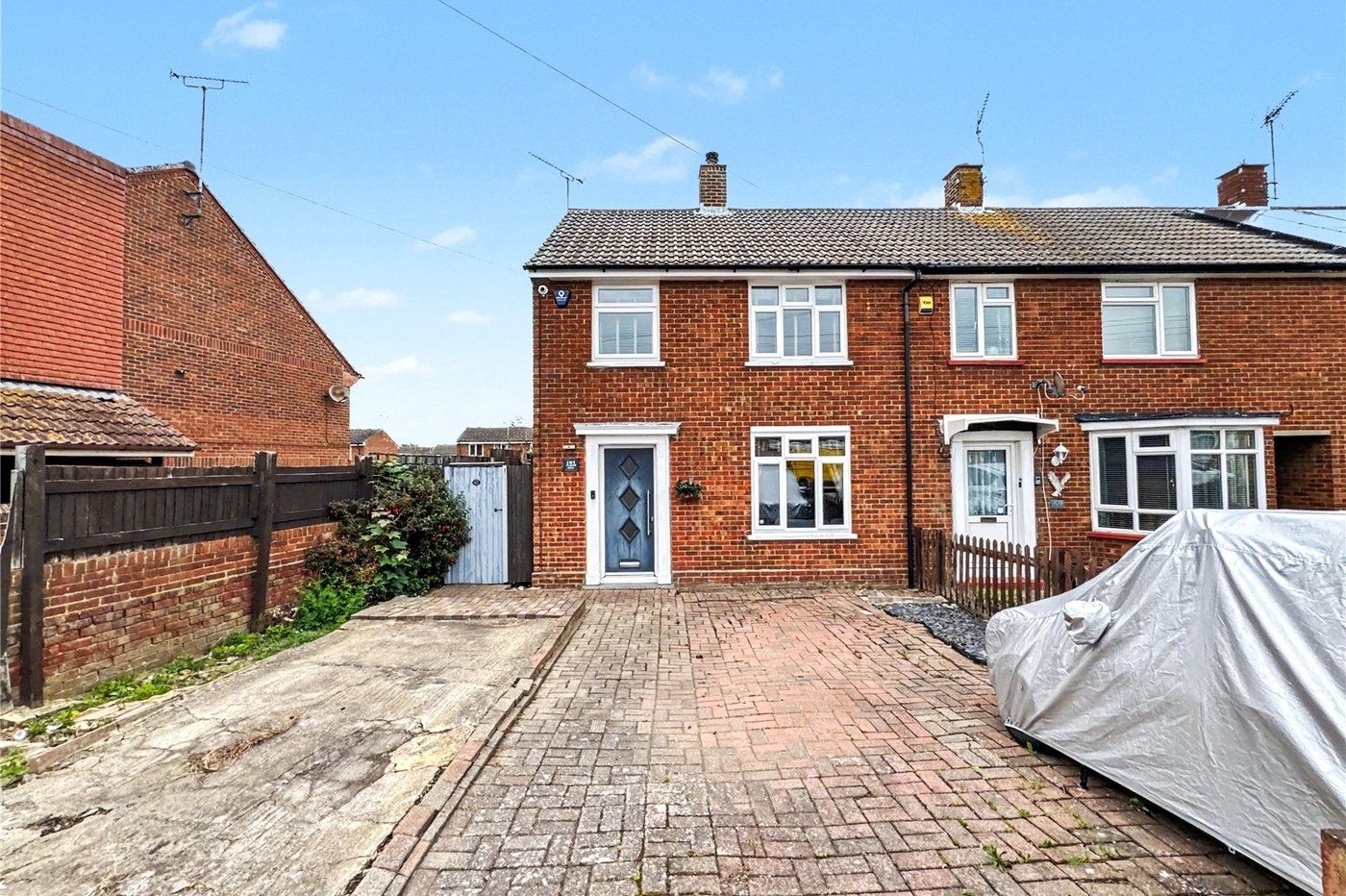 2 bedroom house for sale in Rainham | Robinson Michael & Jackson