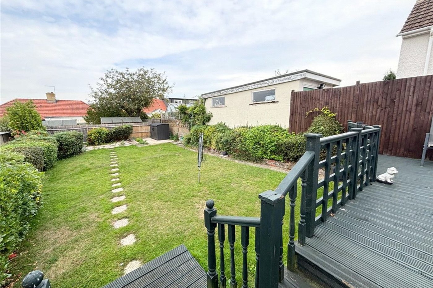 2 bedroom bungalow for sale in Orpington | Robinson Jackson