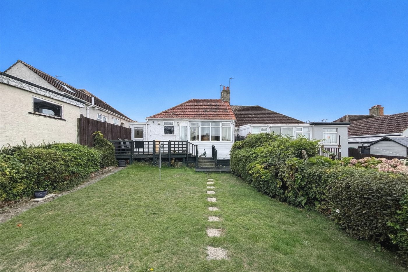 2 bedroom bungalow for sale in Orpington | Robinson Jackson