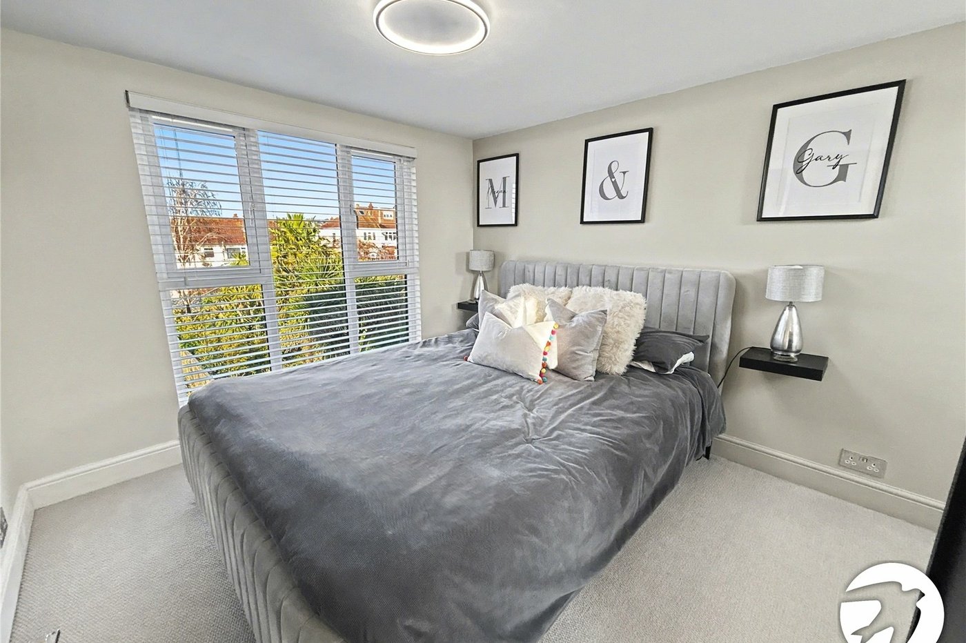 3 bedroom house for sale in South Welling | Robinson Jackson