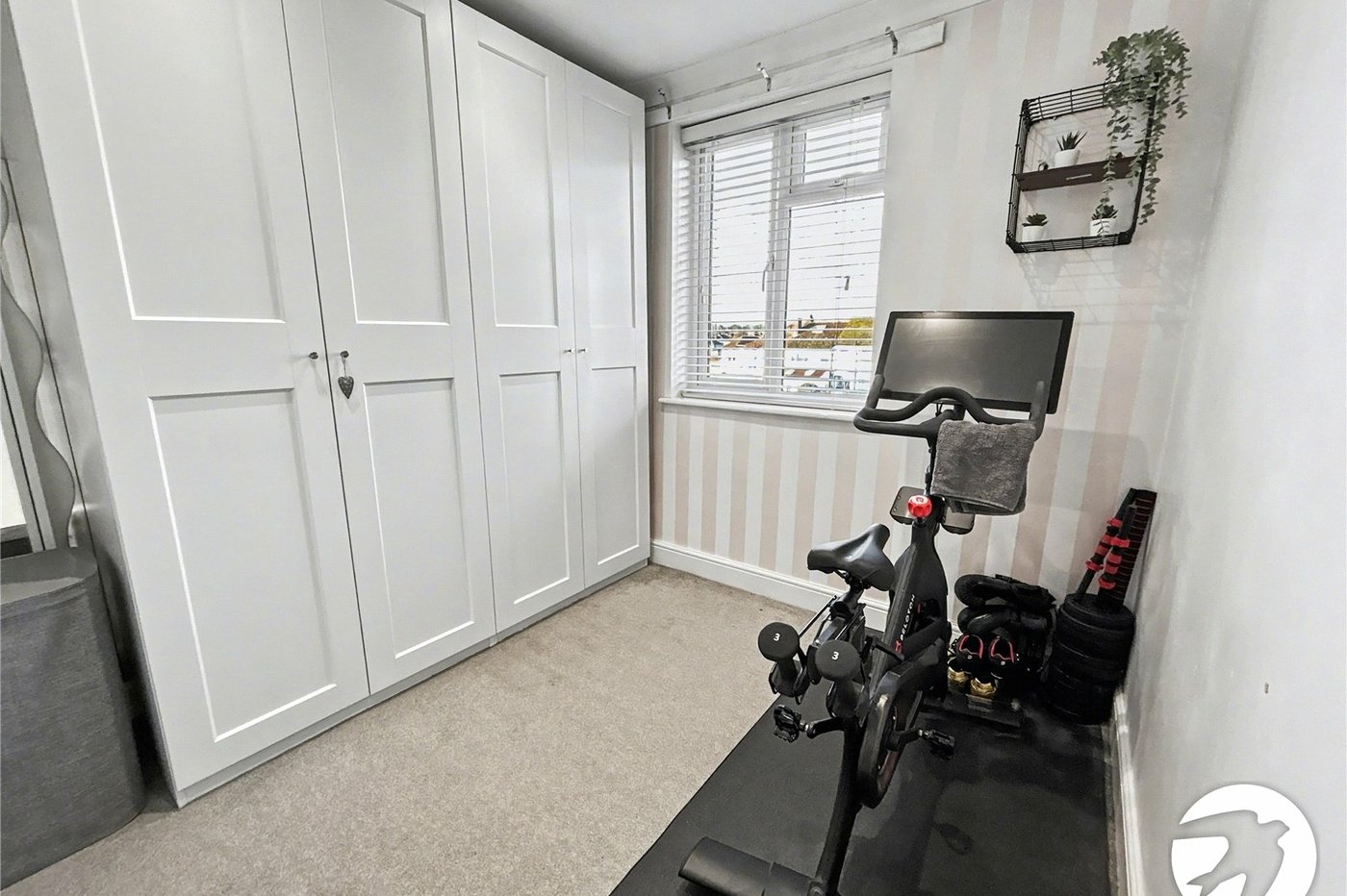 3 bedroom house for sale in South Welling | Robinson Jackson