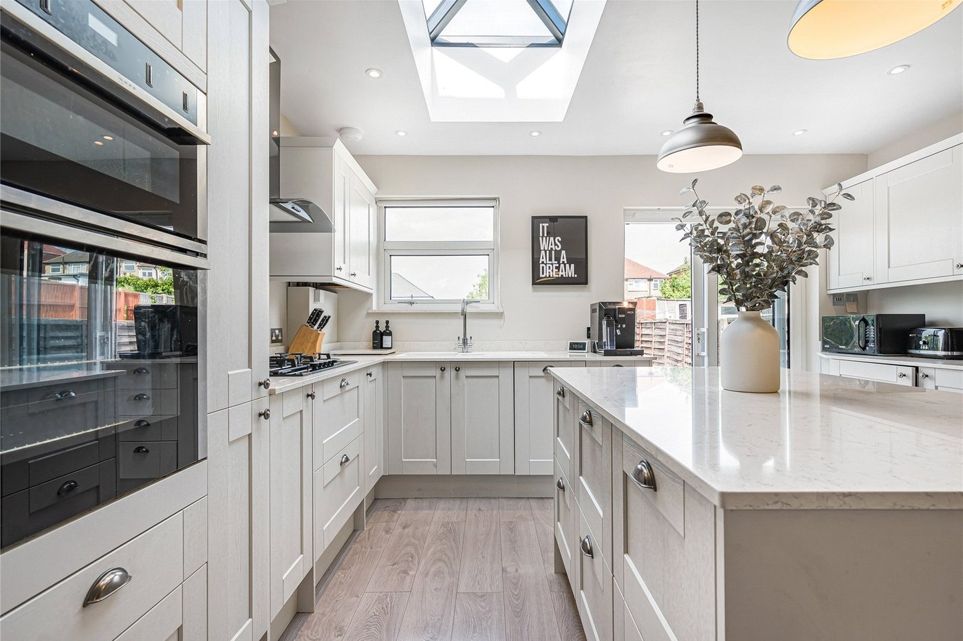2 bedroom house for sale in South Welling | Robinson Jackson