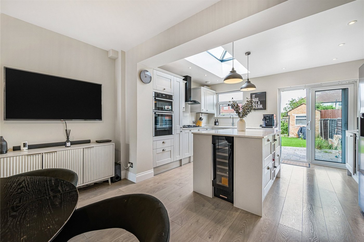 2 bedroom house for sale in South Welling | Robinson Jackson
