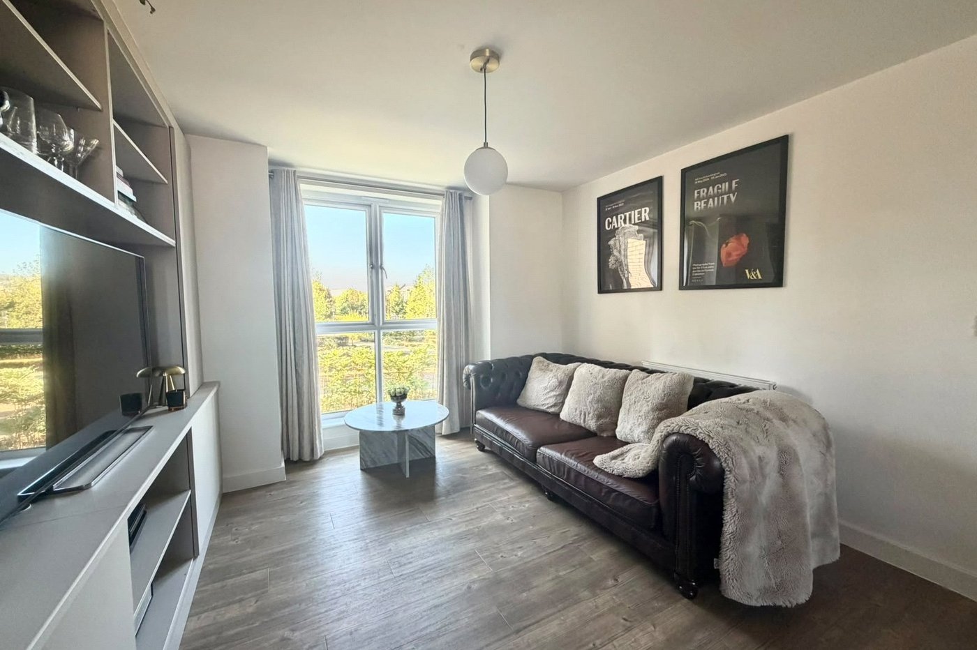 2 bedroom property for sale in Northfleet | Robinson Michael & Jackson