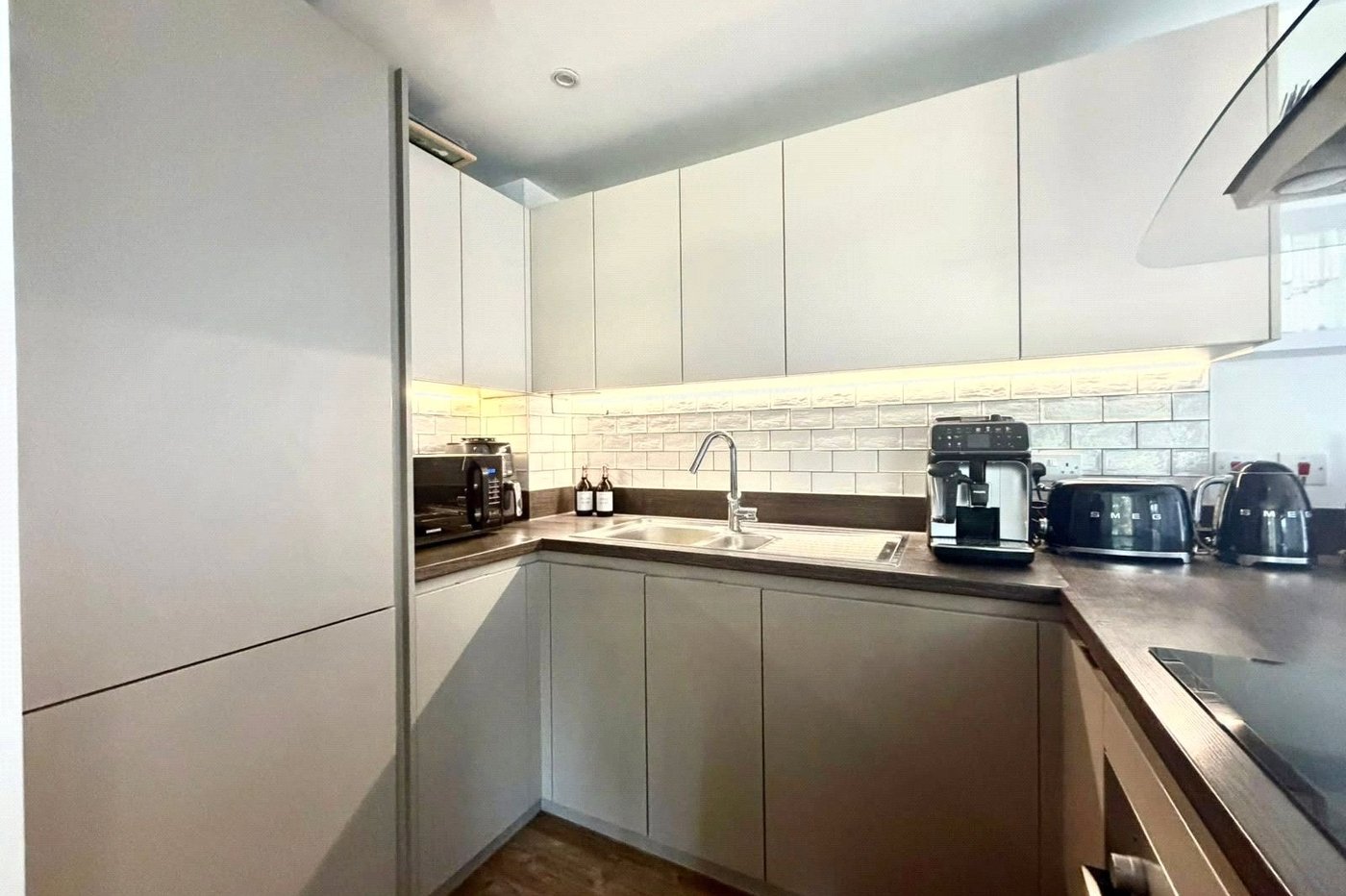2 bedroom property for sale in Northfleet | Robinson Michael & Jackson