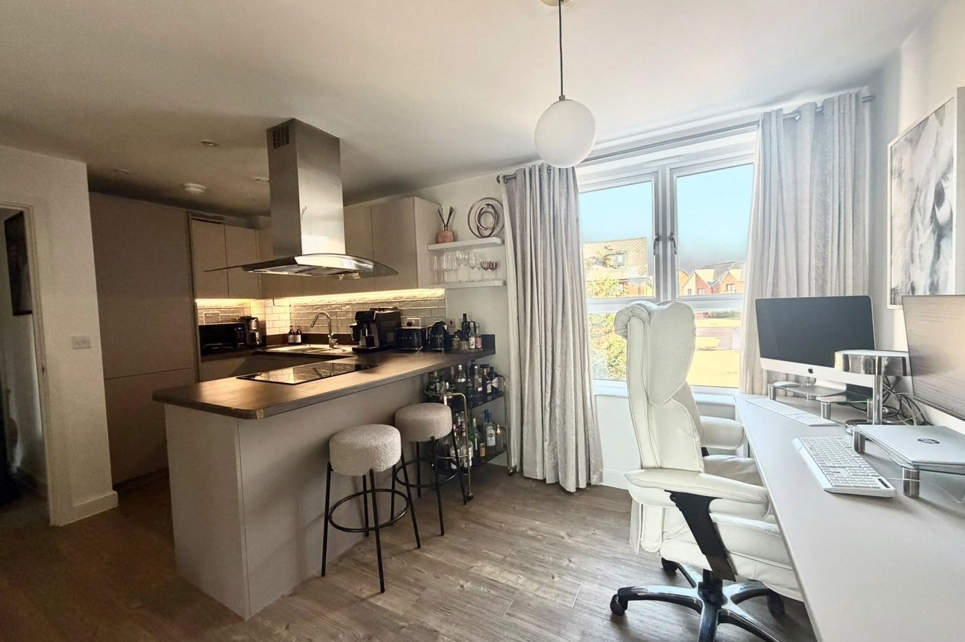 2 bedroom property for sale in Northfleet | Robinson Michael & Jackson