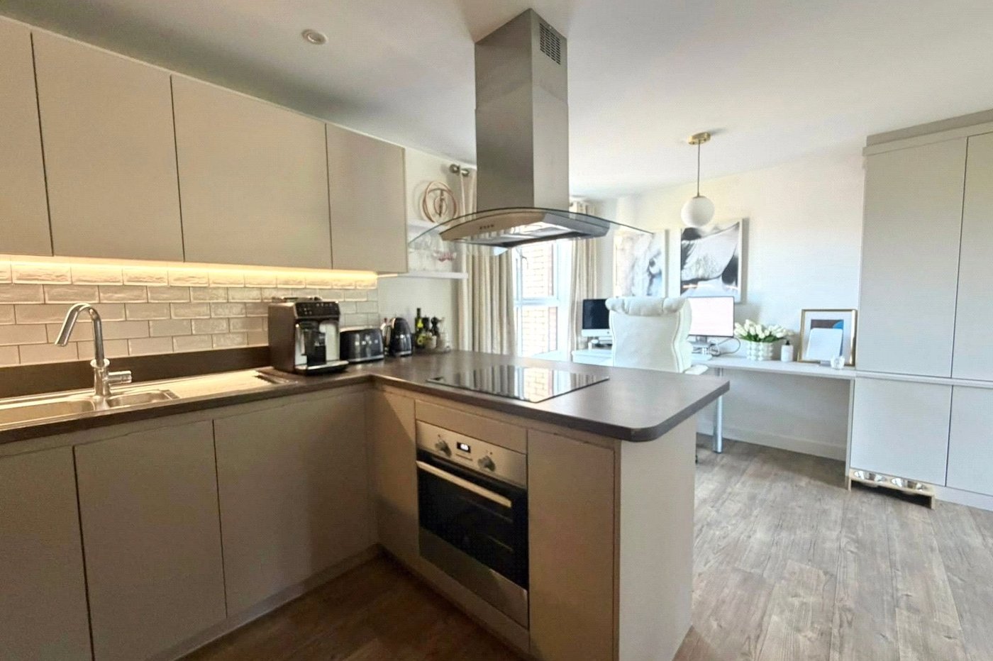 2 bedroom property for sale in Northfleet | Robinson Michael & Jackson