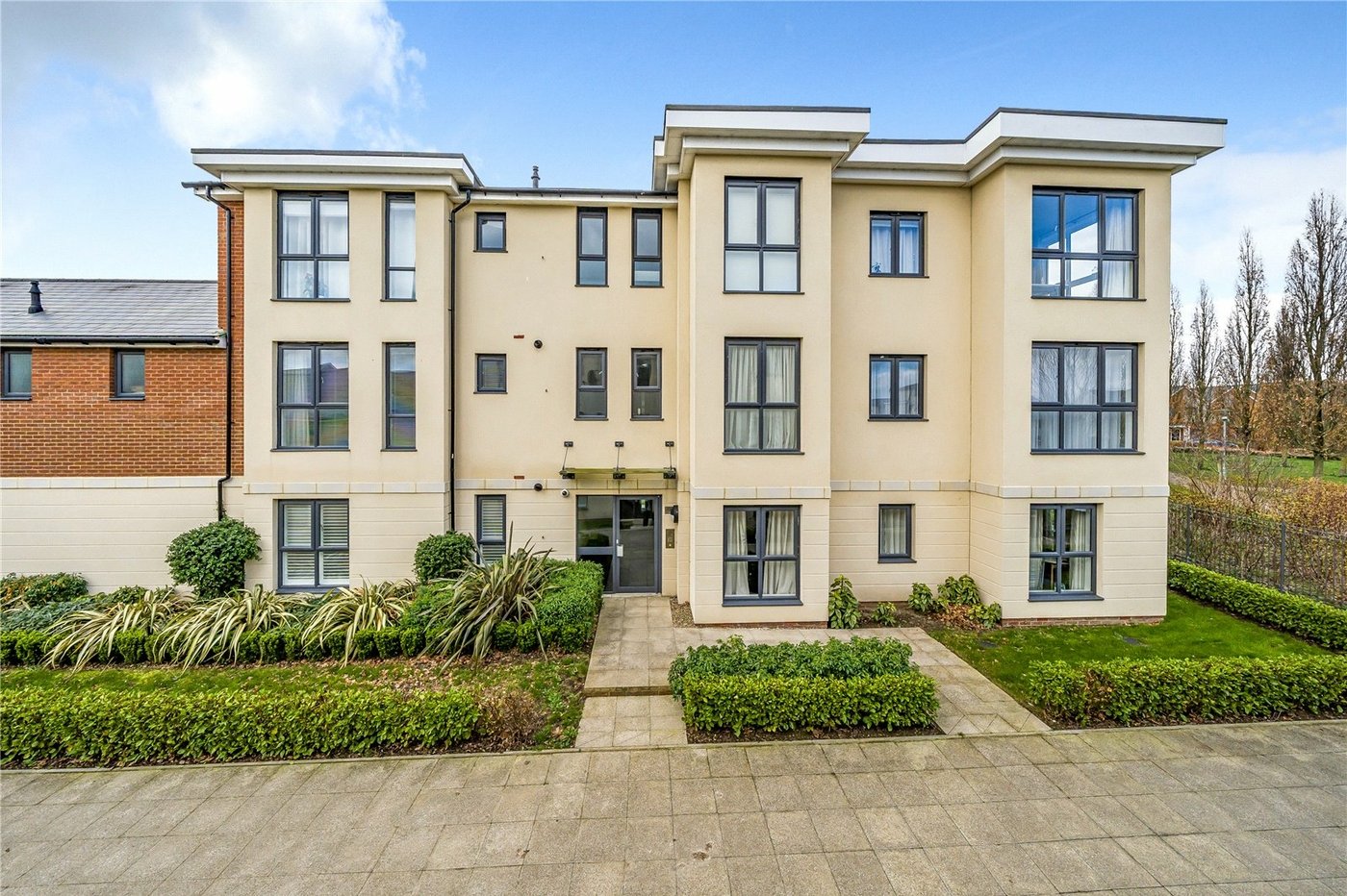 1 bedroom property for sale in Northfleet | Robinson Michael & Jackson