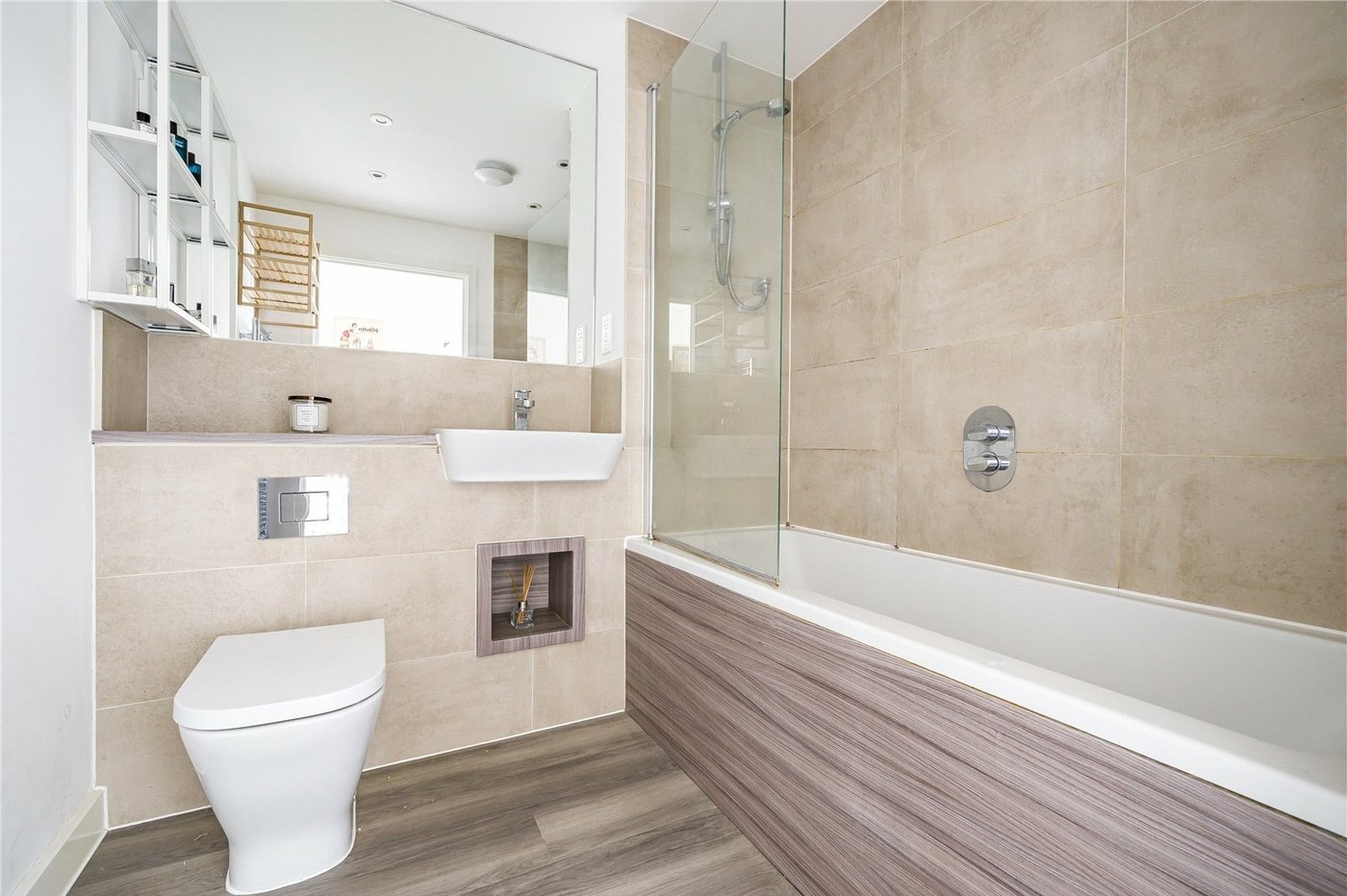 1 bedroom property for sale in Northfleet | Robinson Michael & Jackson